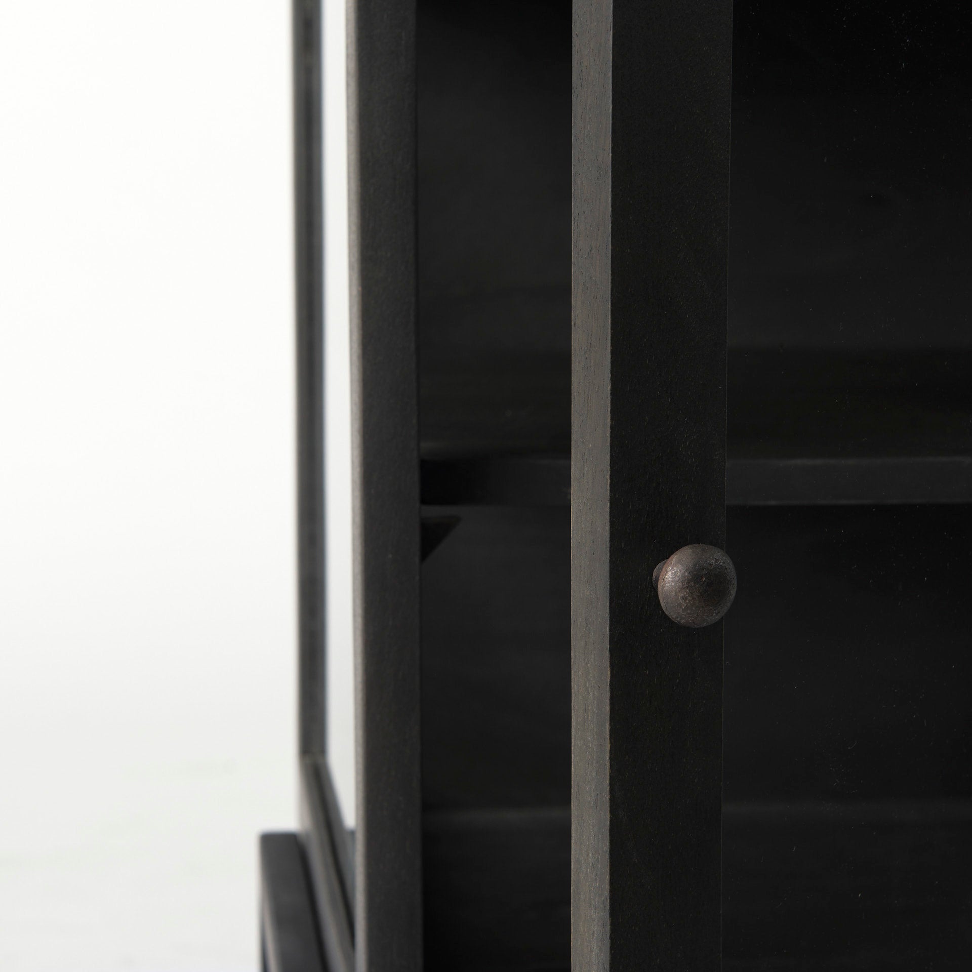 Arelius End/Side Table