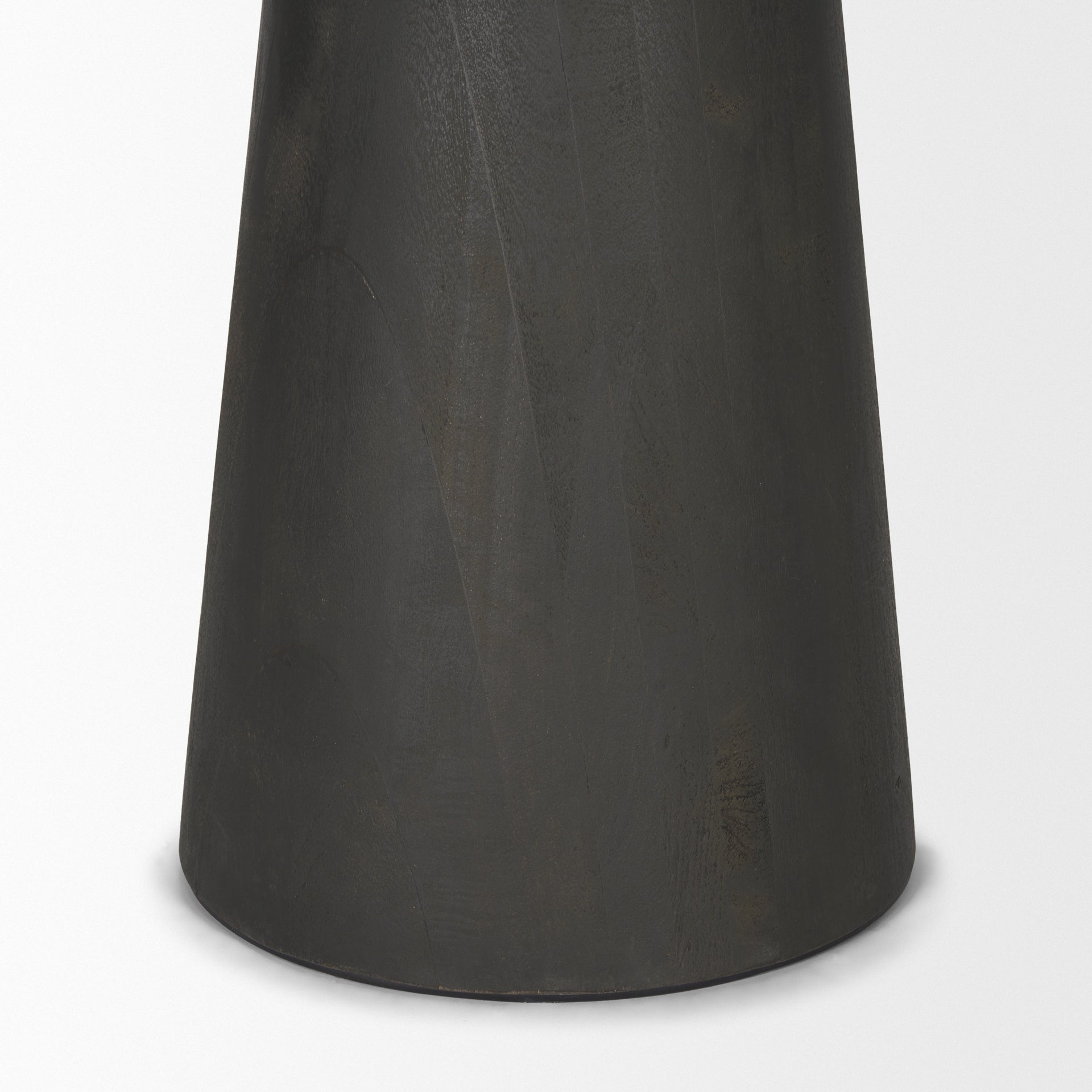 Maxwell Dining Table