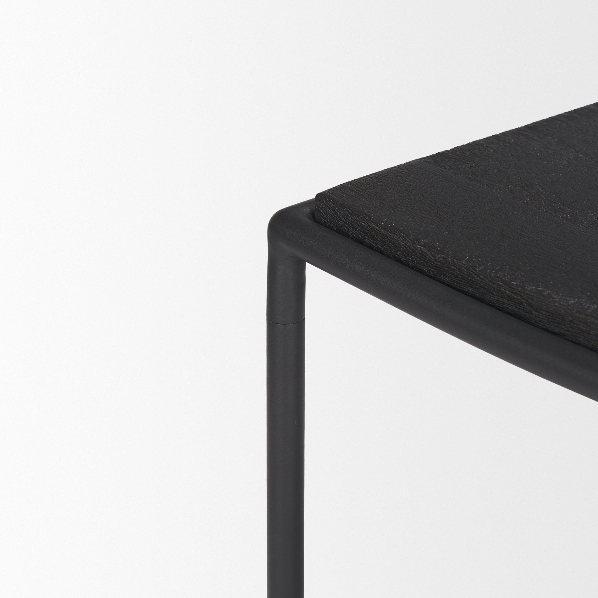 Taniel Stool