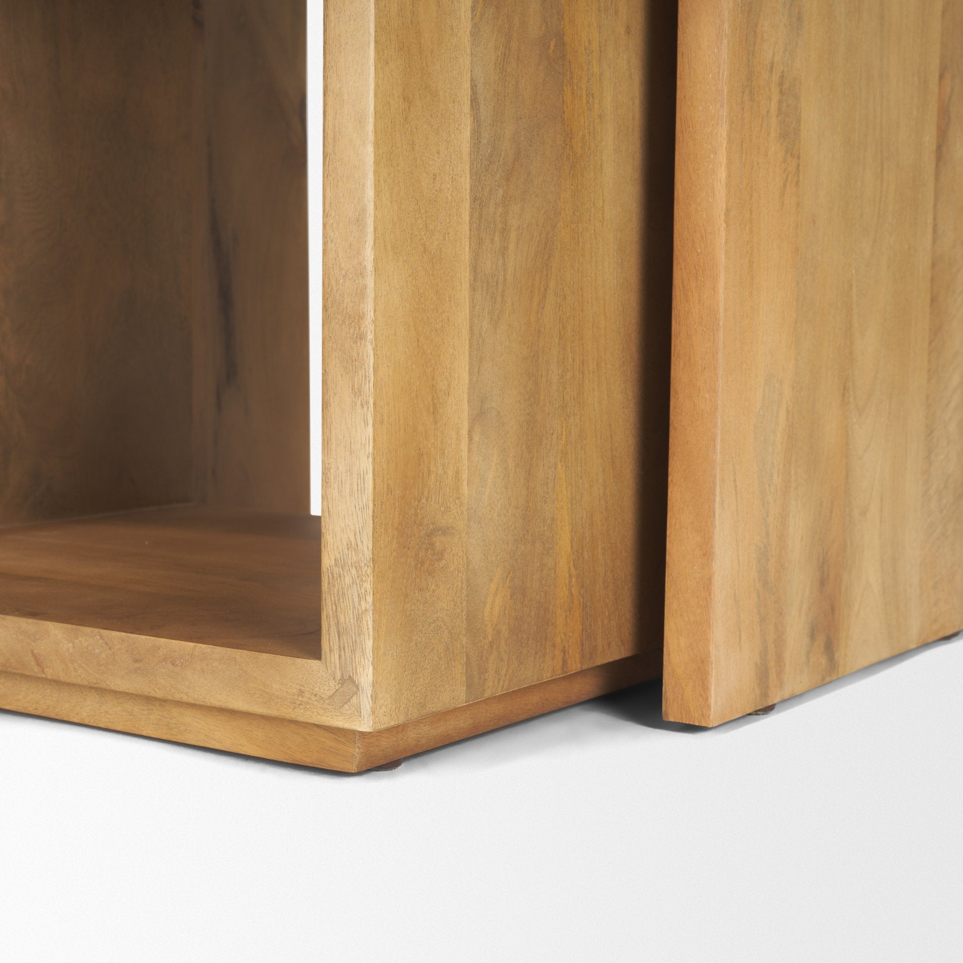 Alanna Nesting Accent Tables