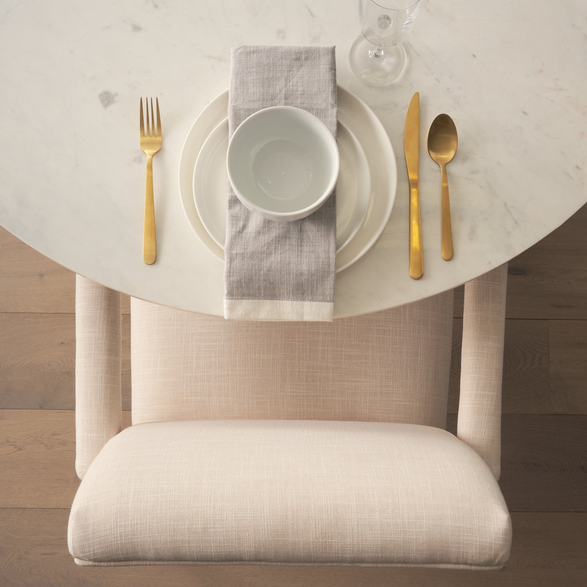 Allyson Dining Table