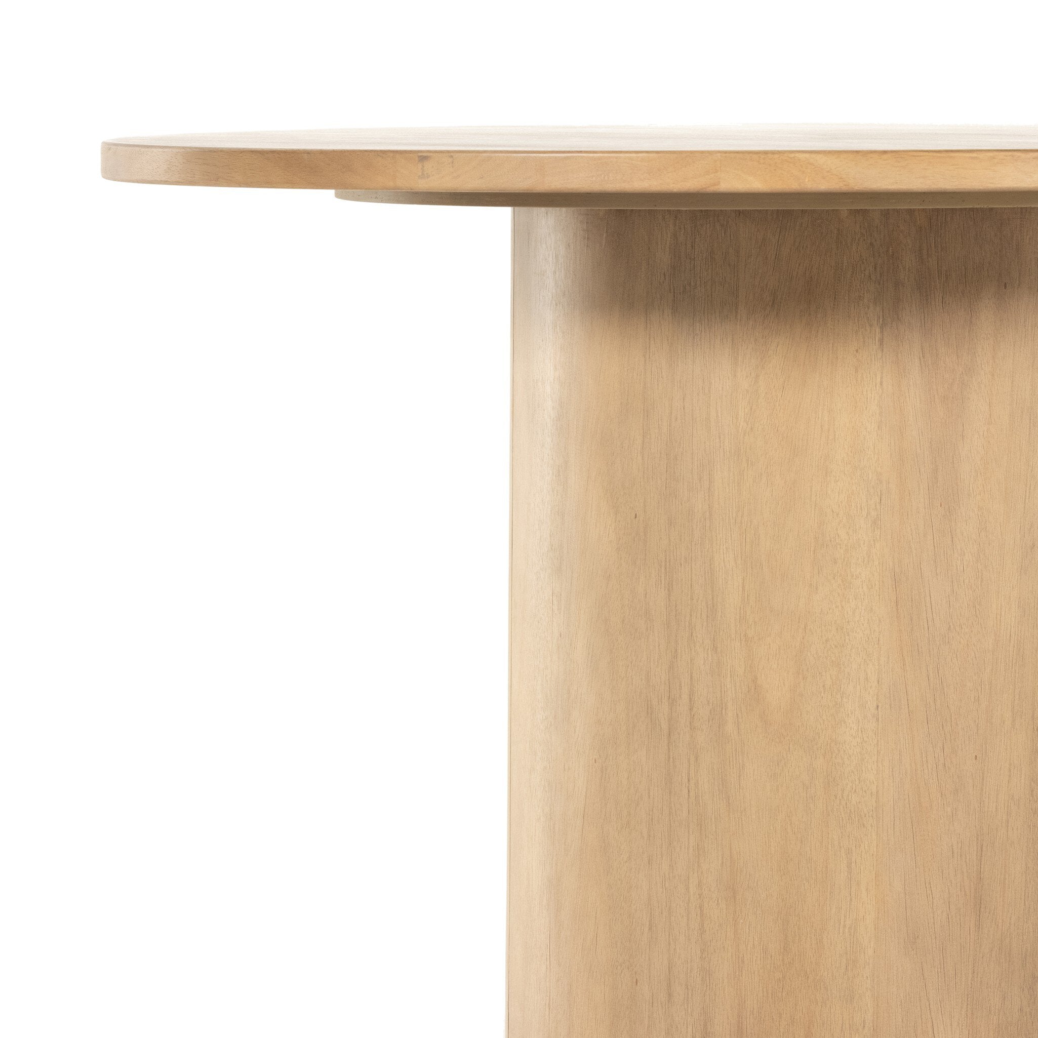 Pilo Dining Table
