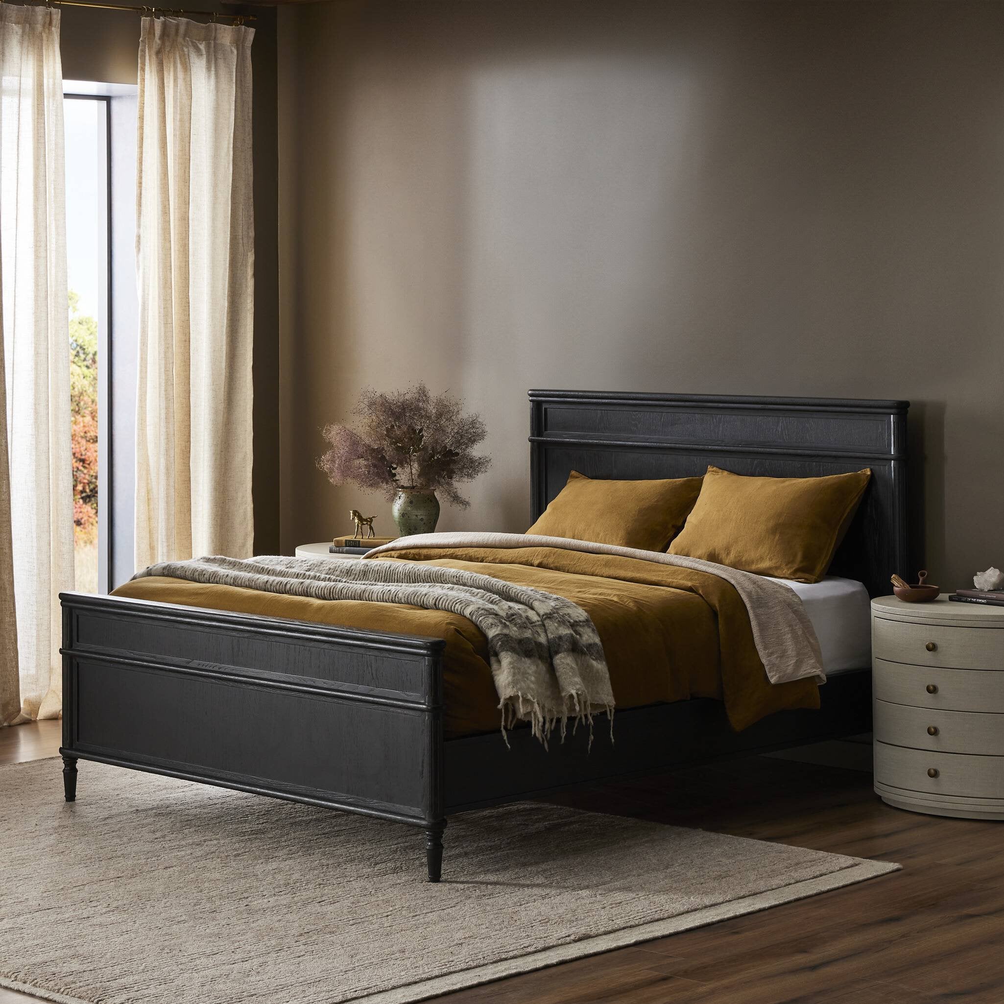 Toulouse Bed