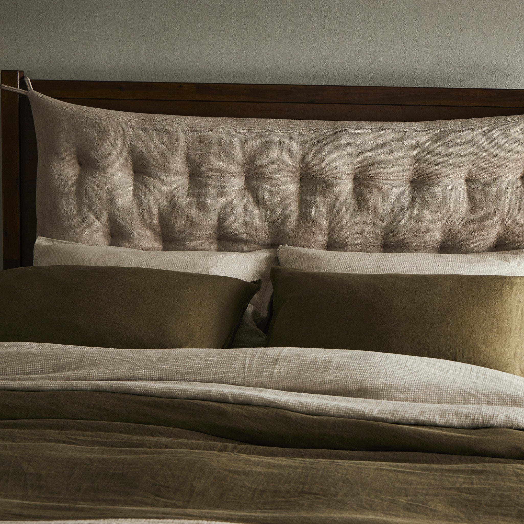 Sullivan Bed