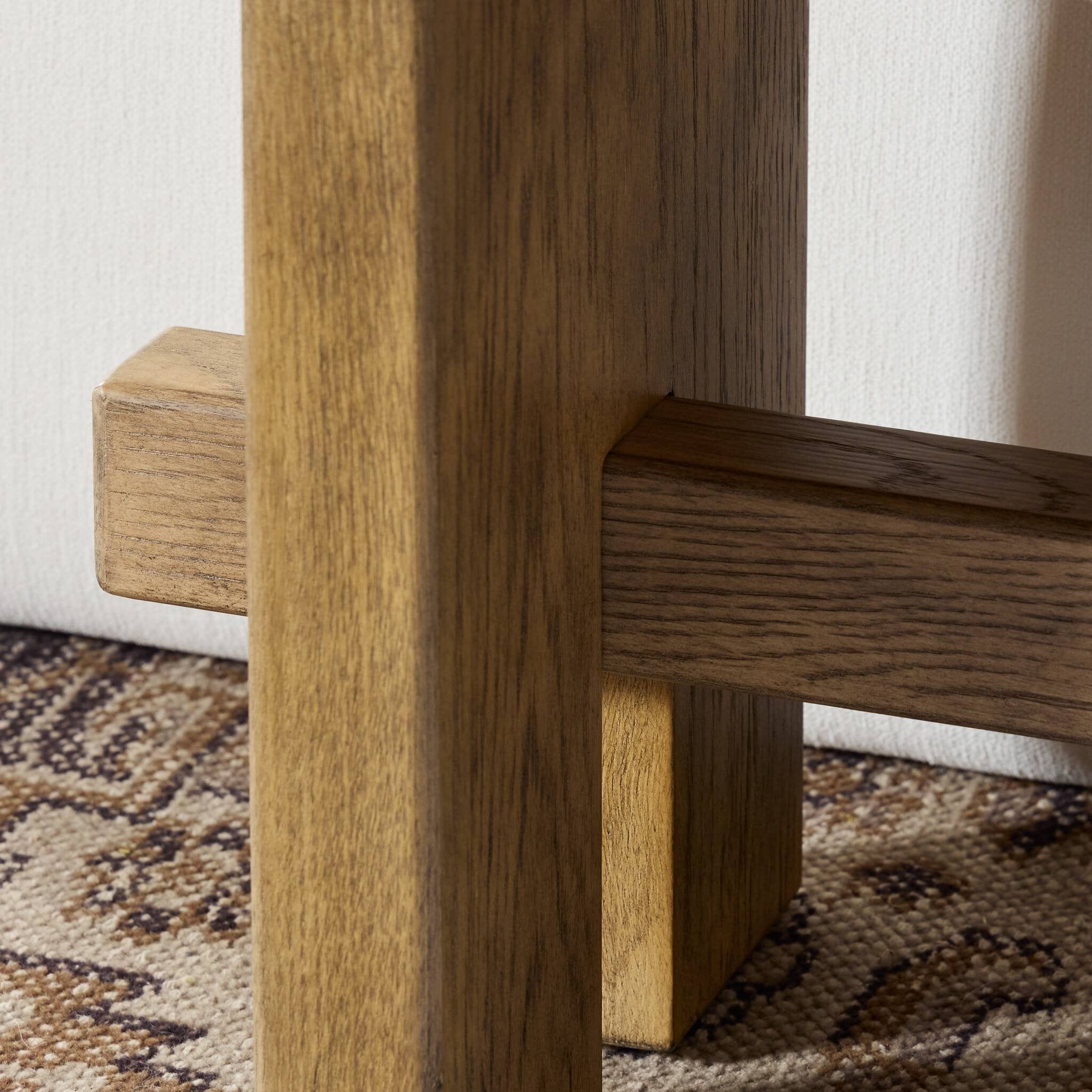 Poe Accent Bench