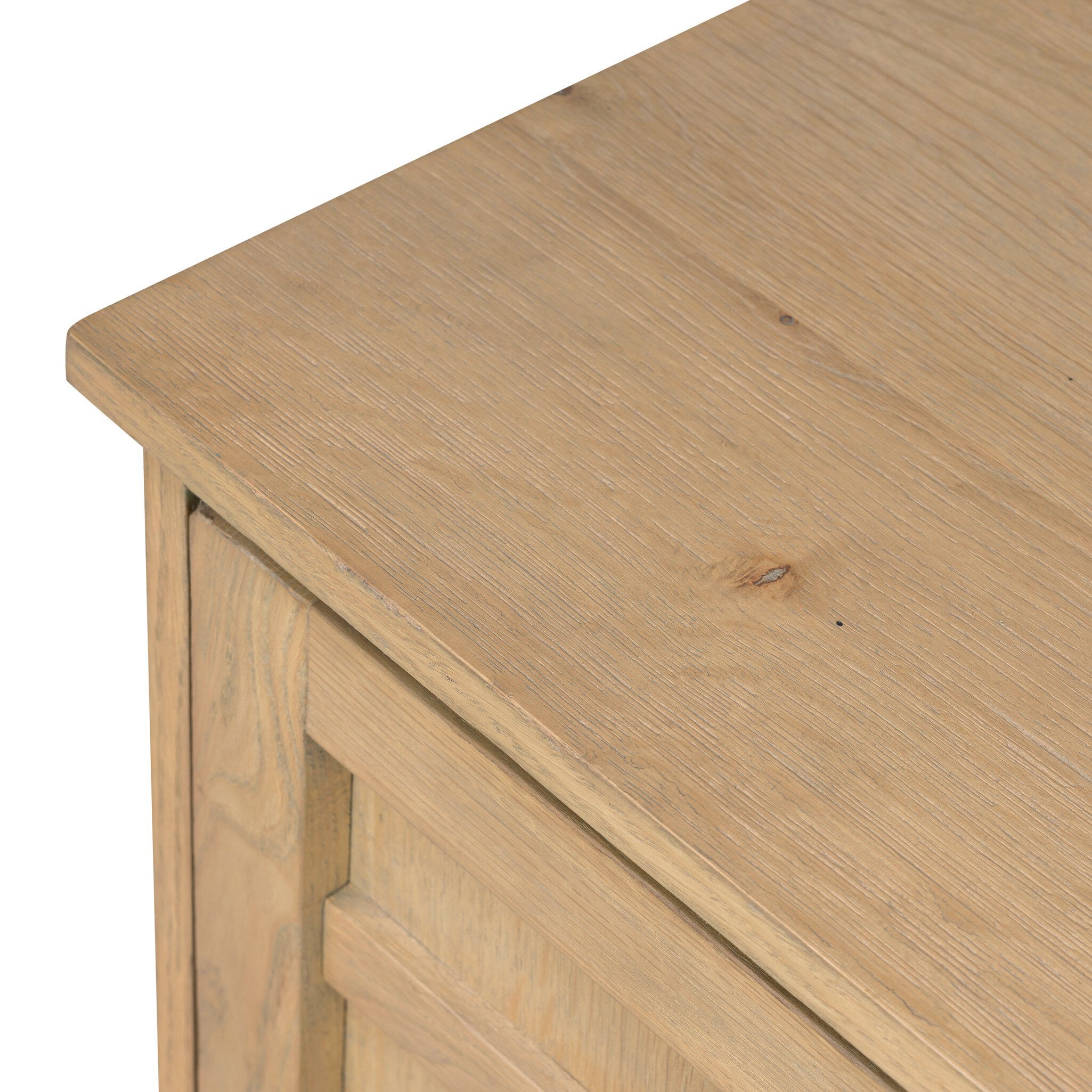 Alessio Nightstand