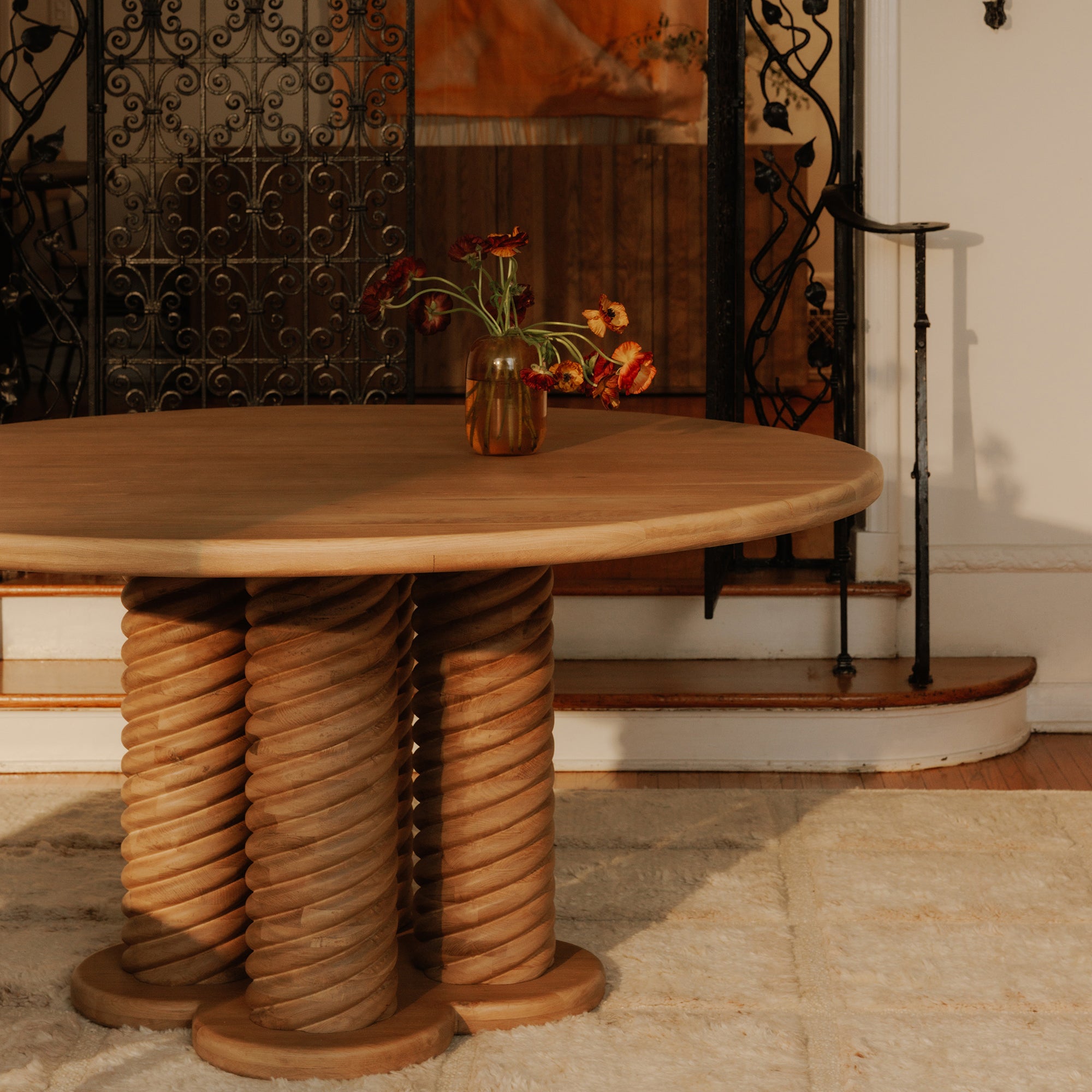 Treccia Round Dining Table