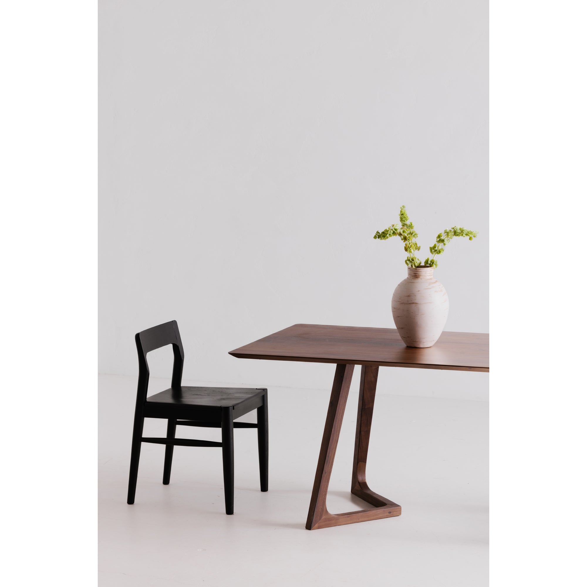 Godenza Rectangular Dining Table