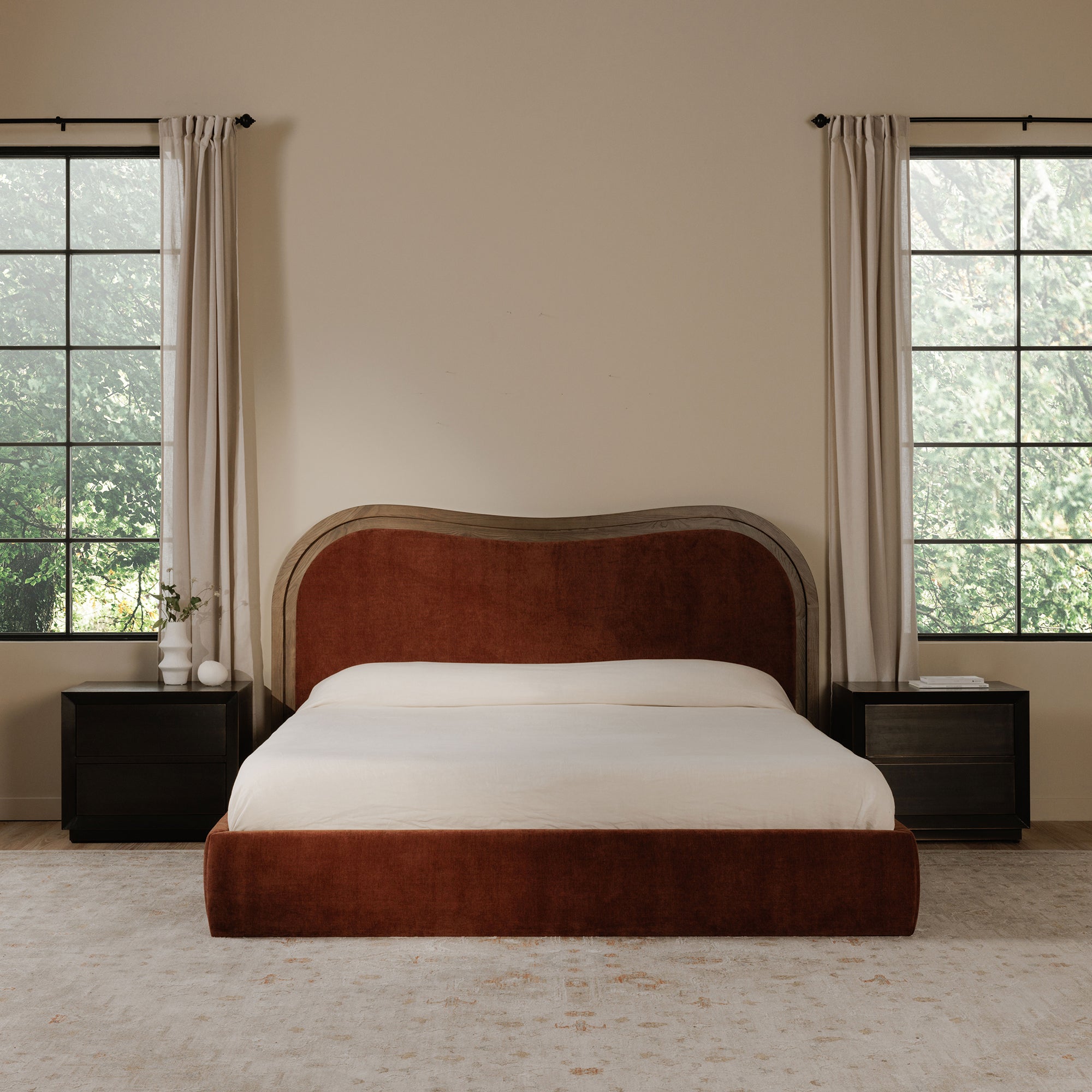 Camilla Bed