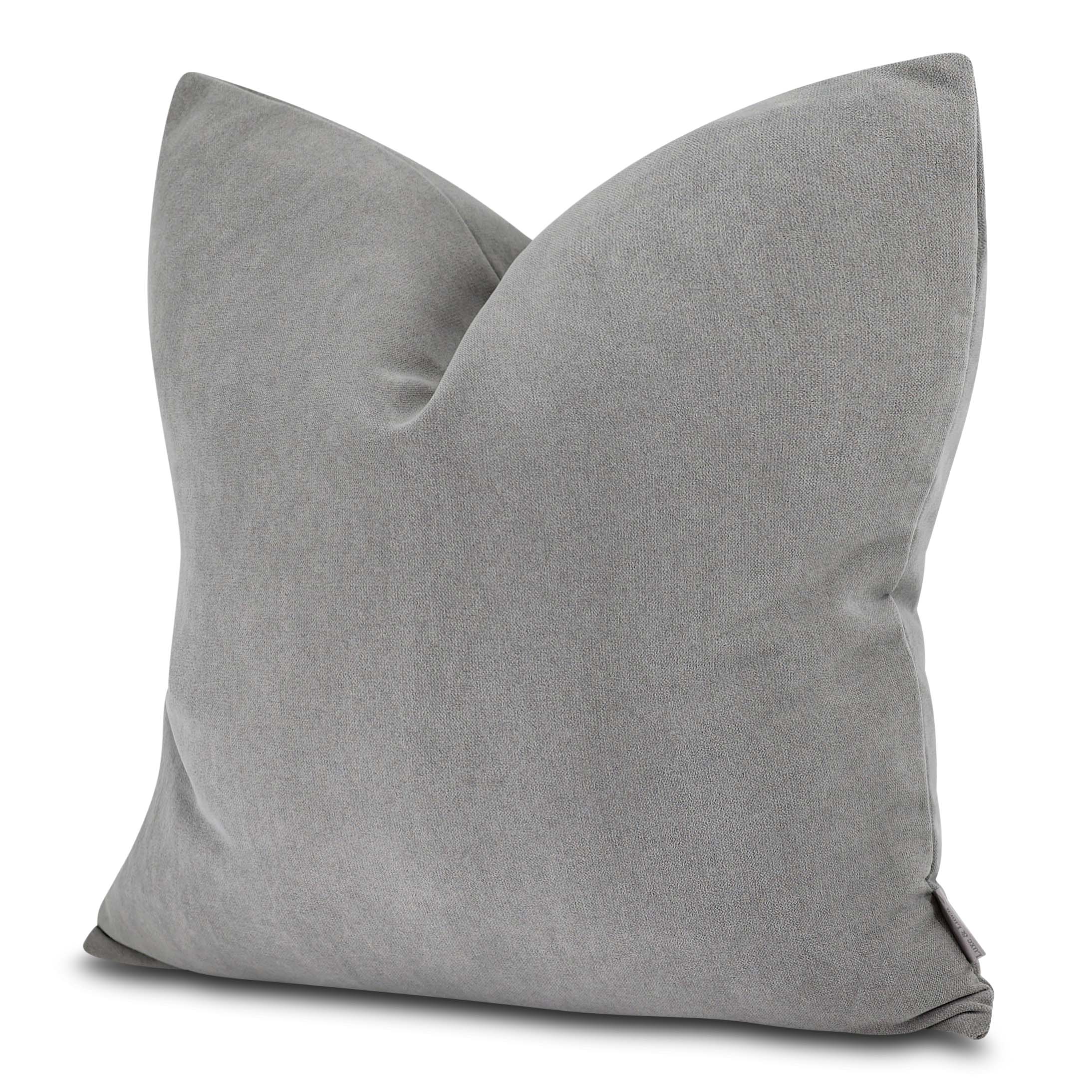 Louie Indoor Pillow - 22"
