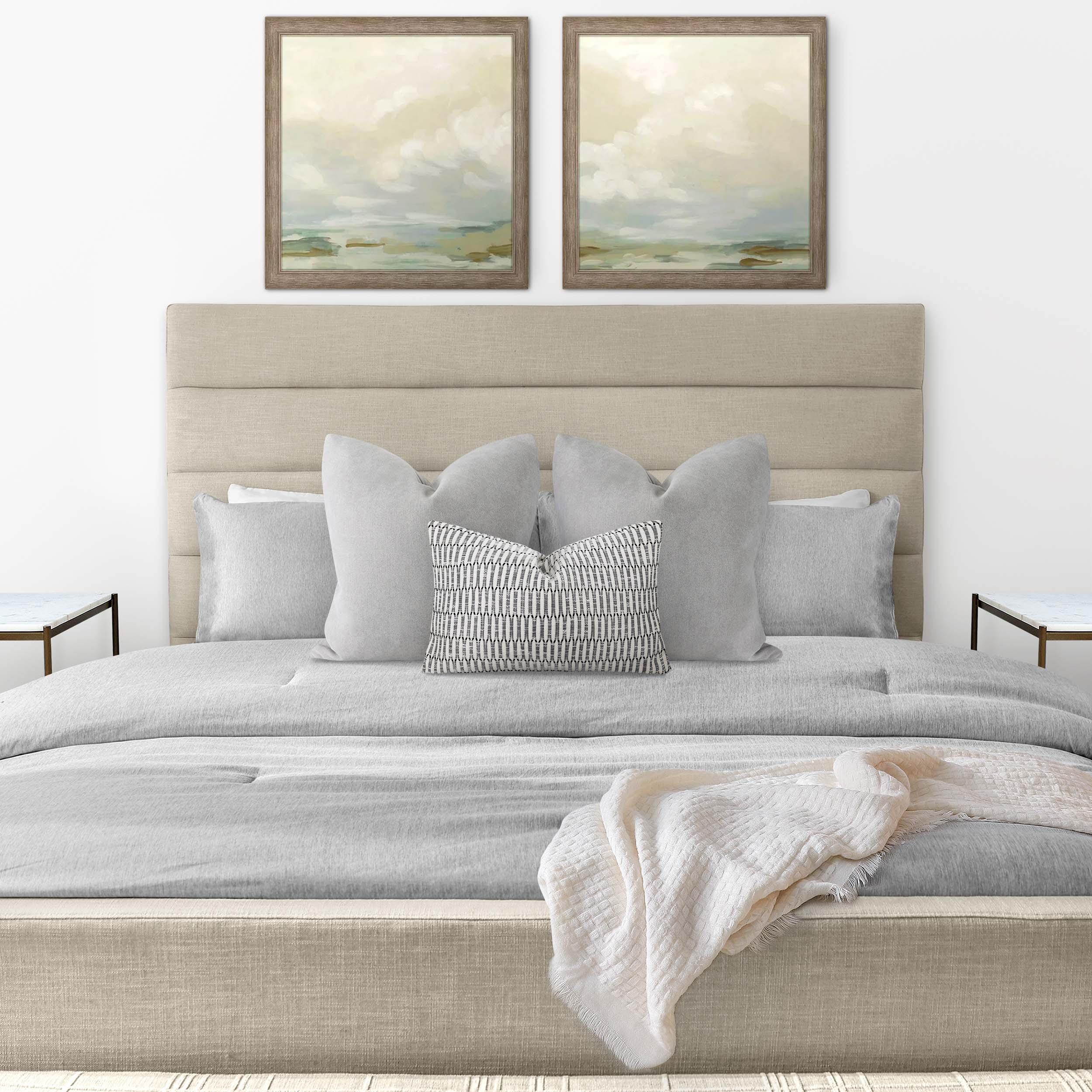 Magee Queen Bedding Pillow Set