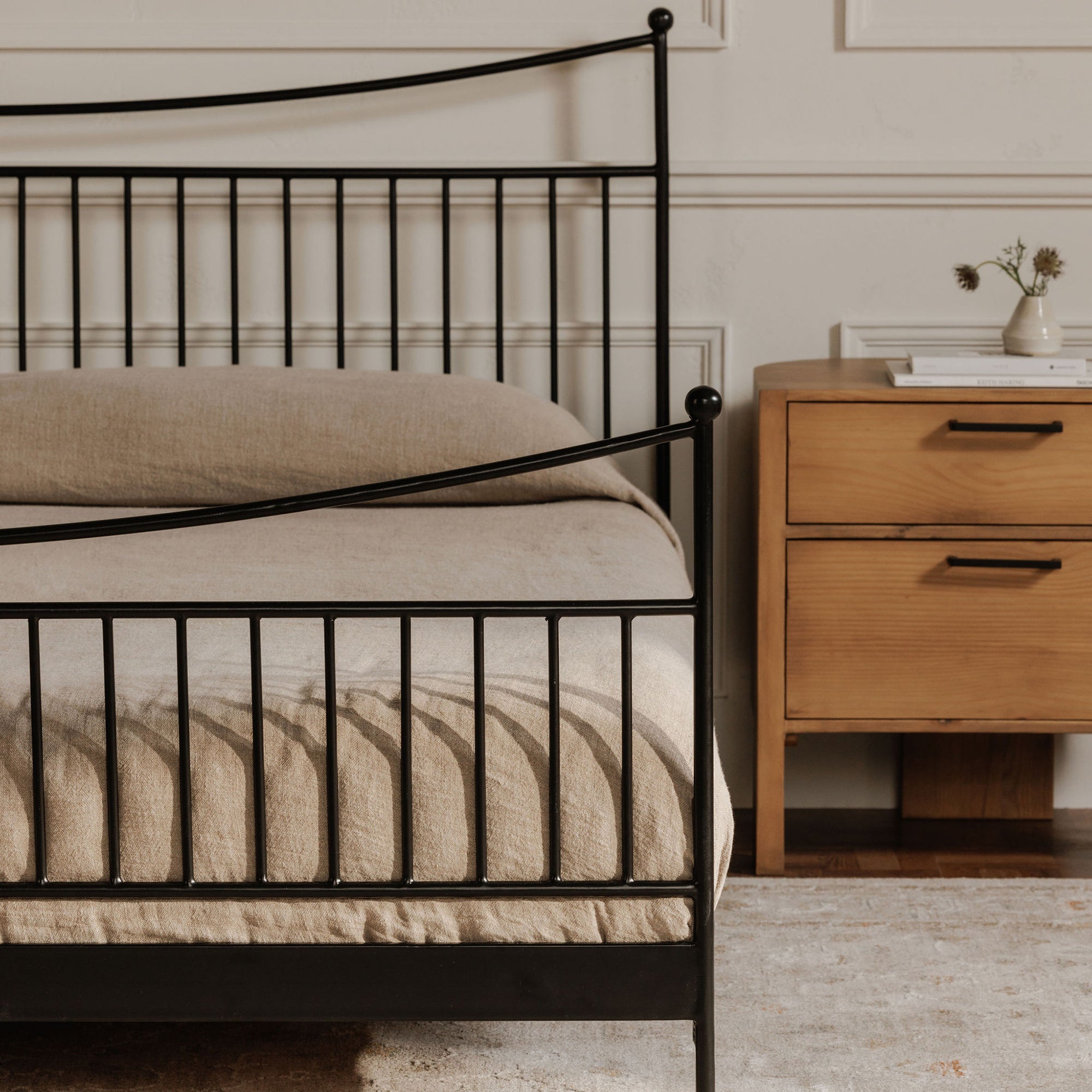 Monet Bed