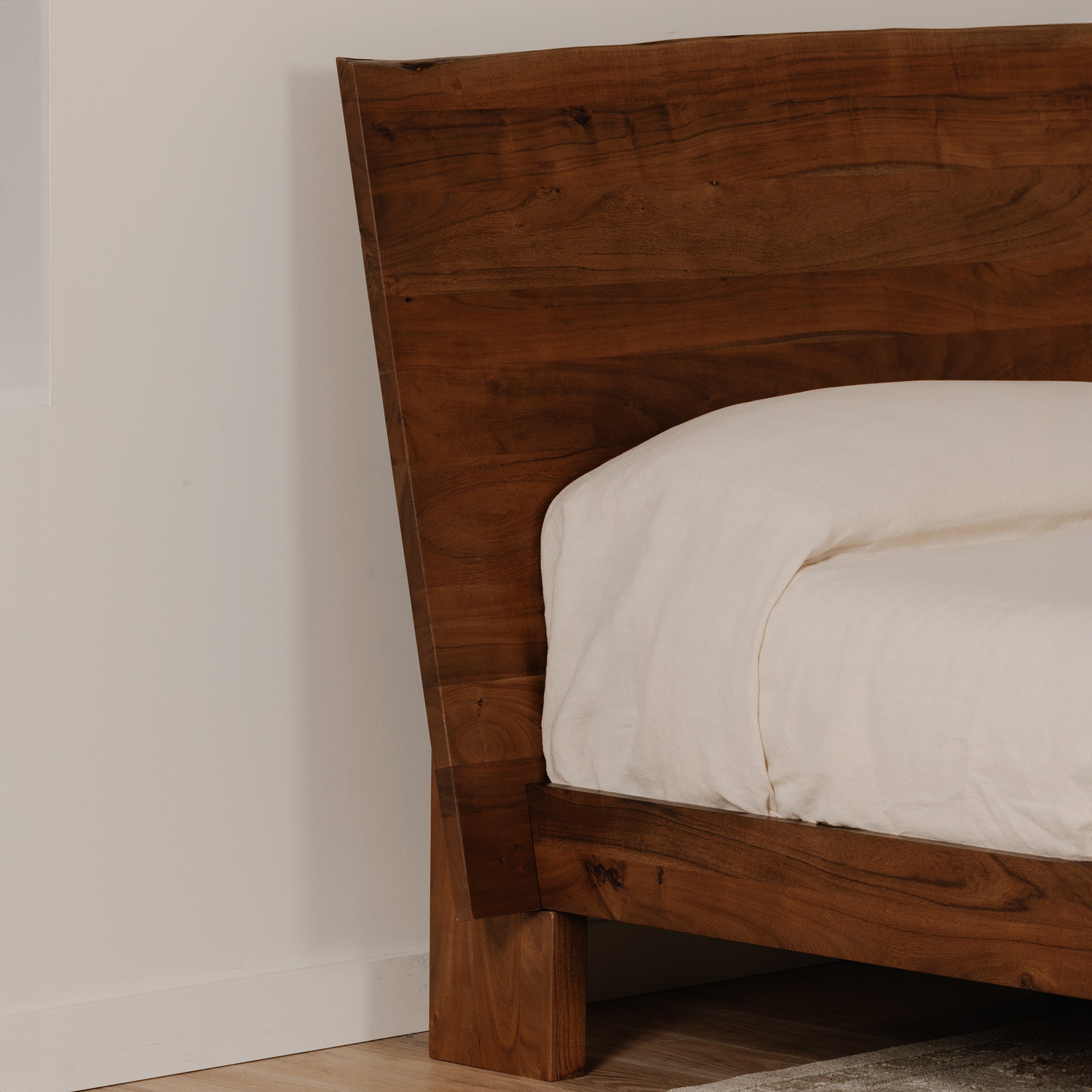 Bent Bed
