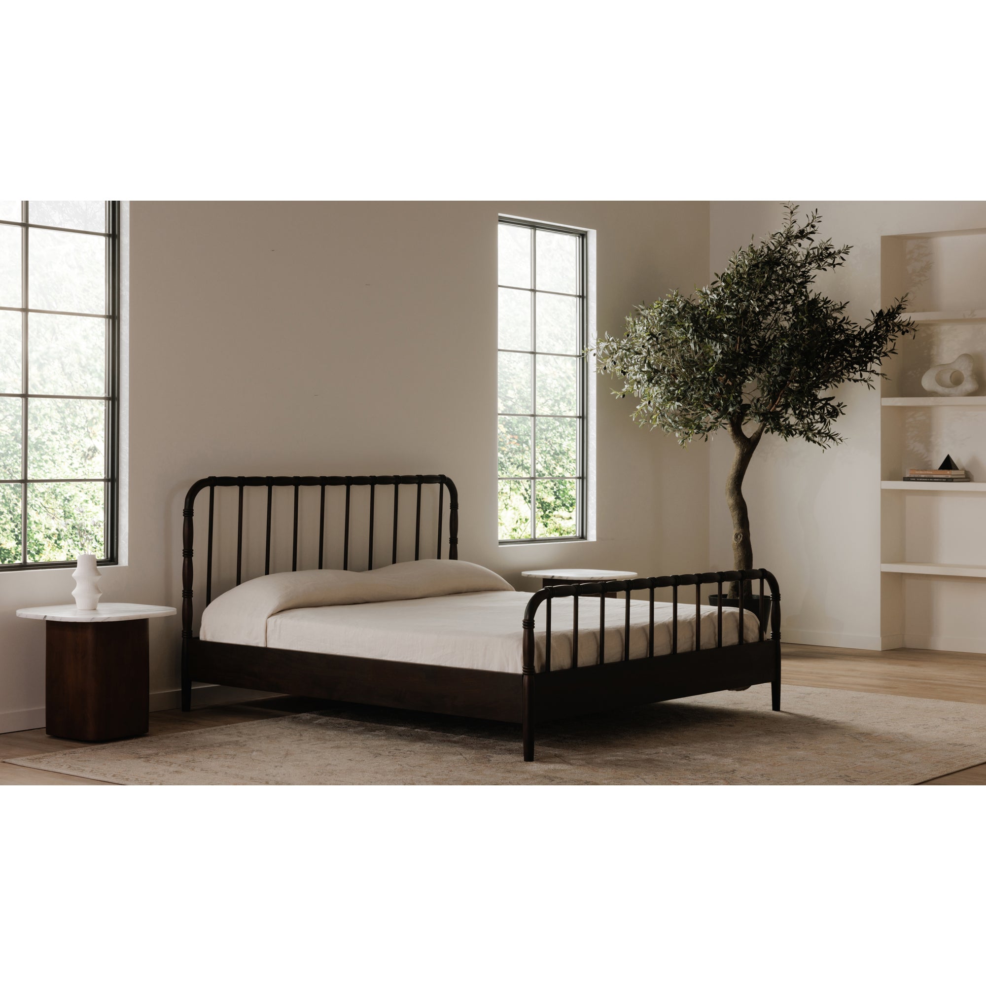 Vivian Bed