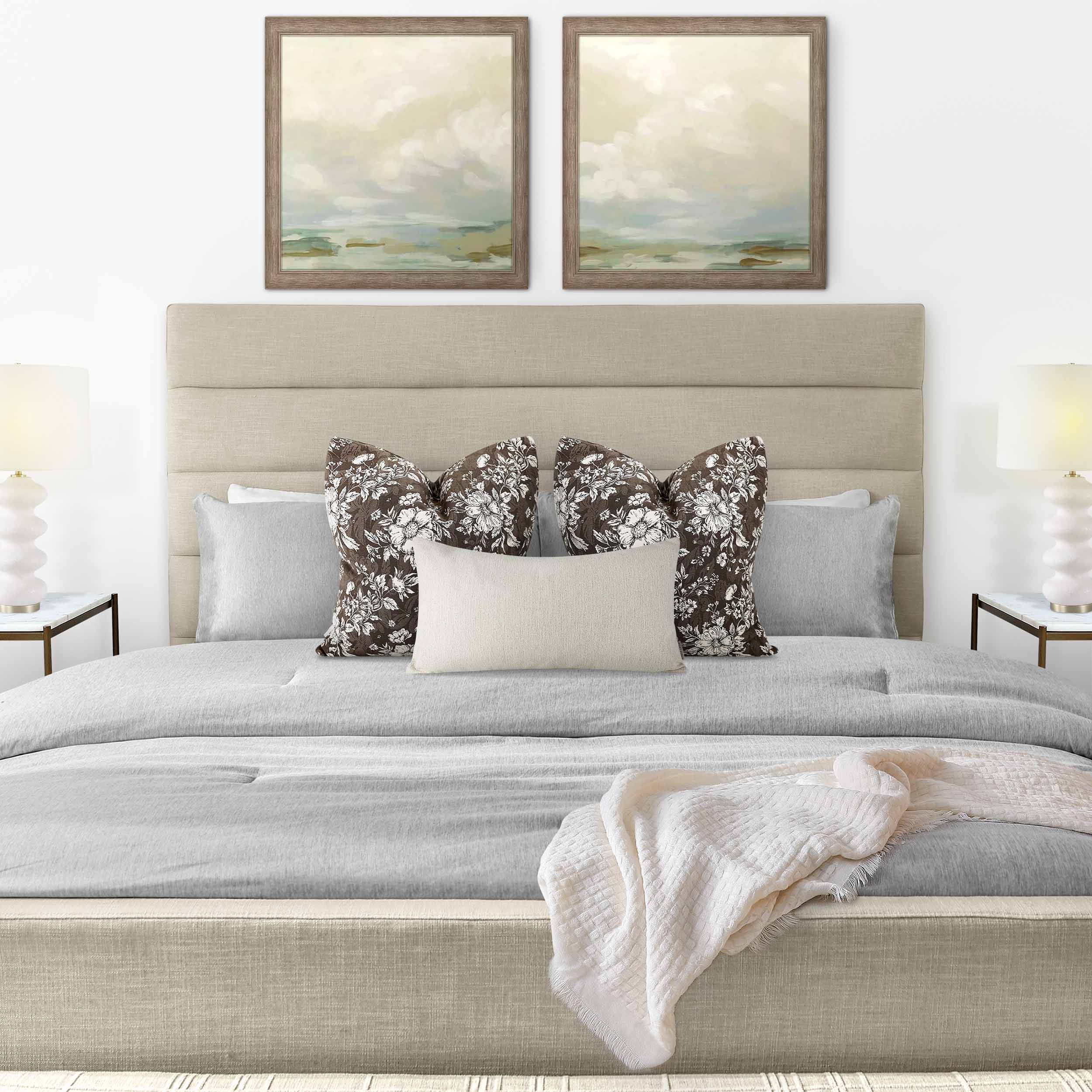 Whitaker Queen Bedding Pillow Set