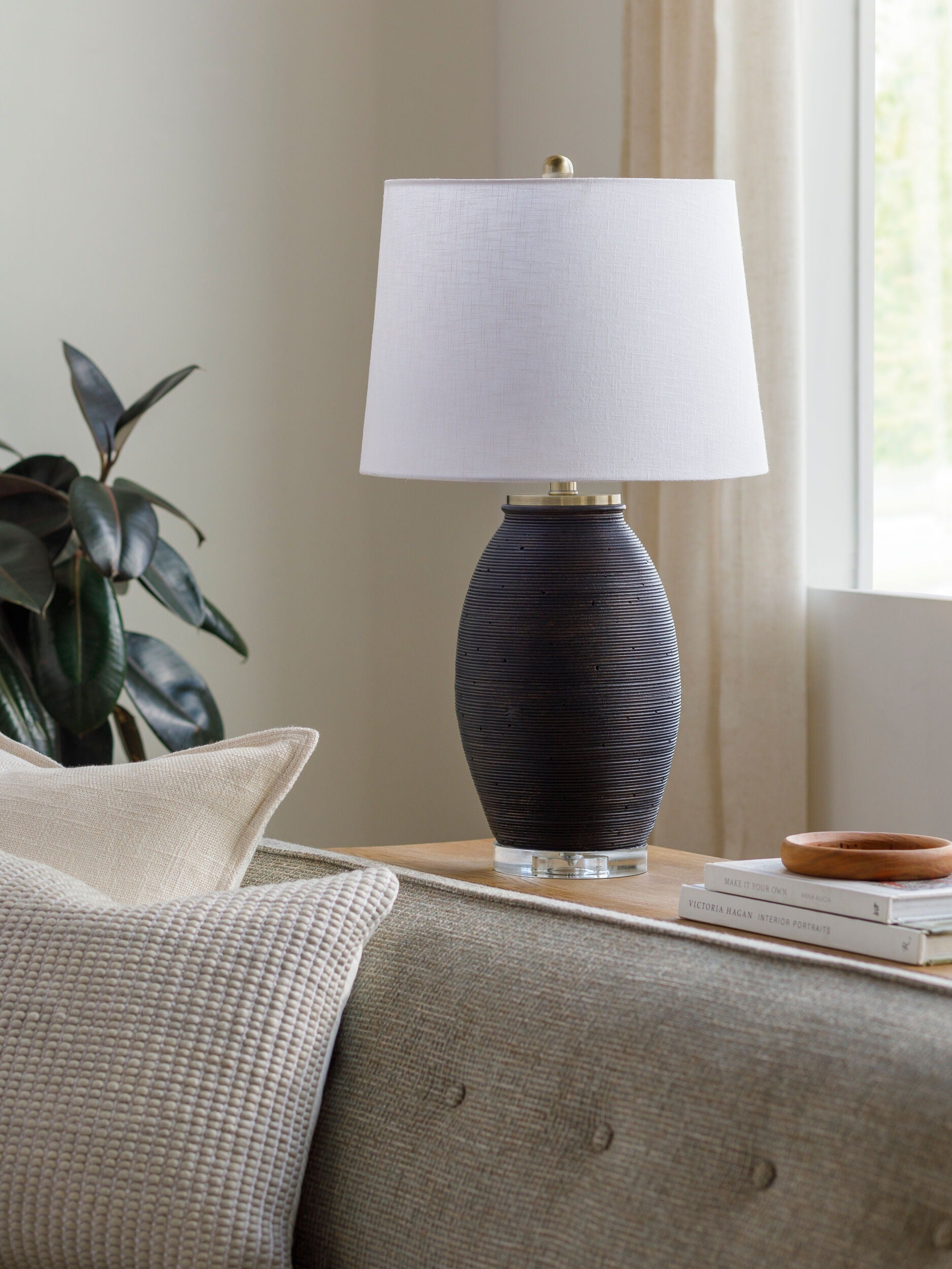 Brillo Accent Table Lamp