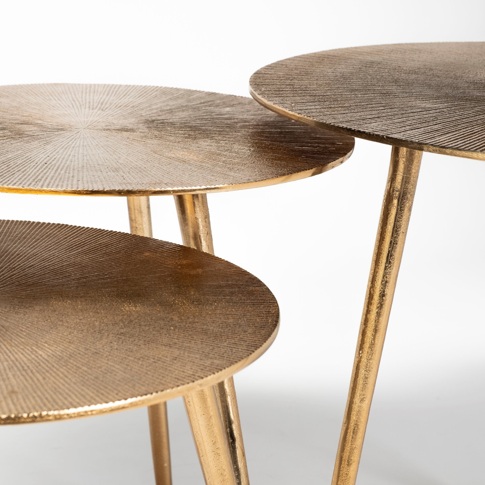 Reva Accent Table