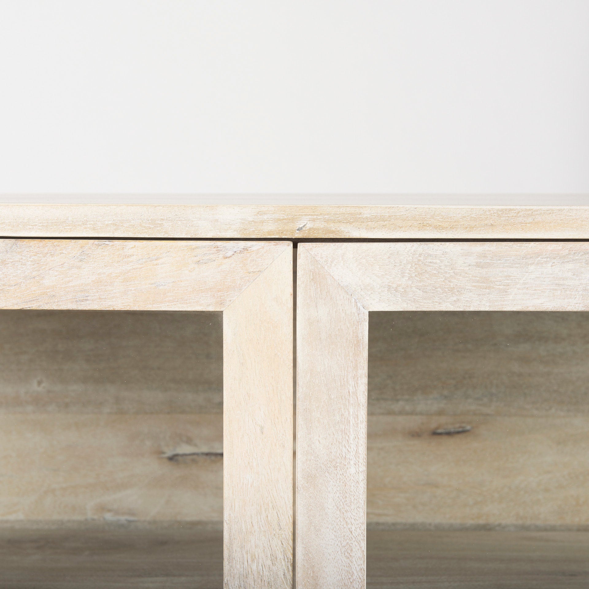 Arelius Accent Cabinet
