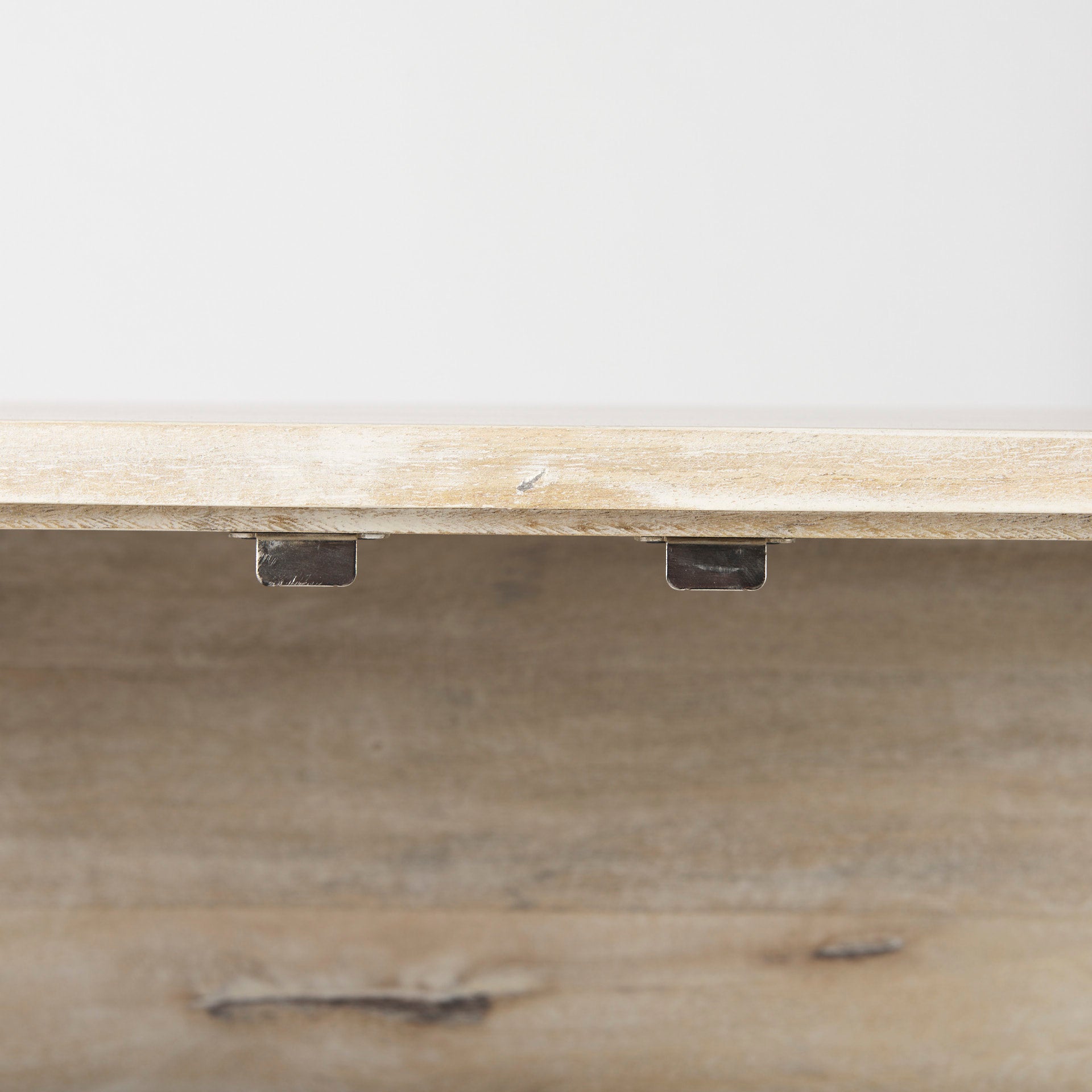 Arelius Accent Cabinet