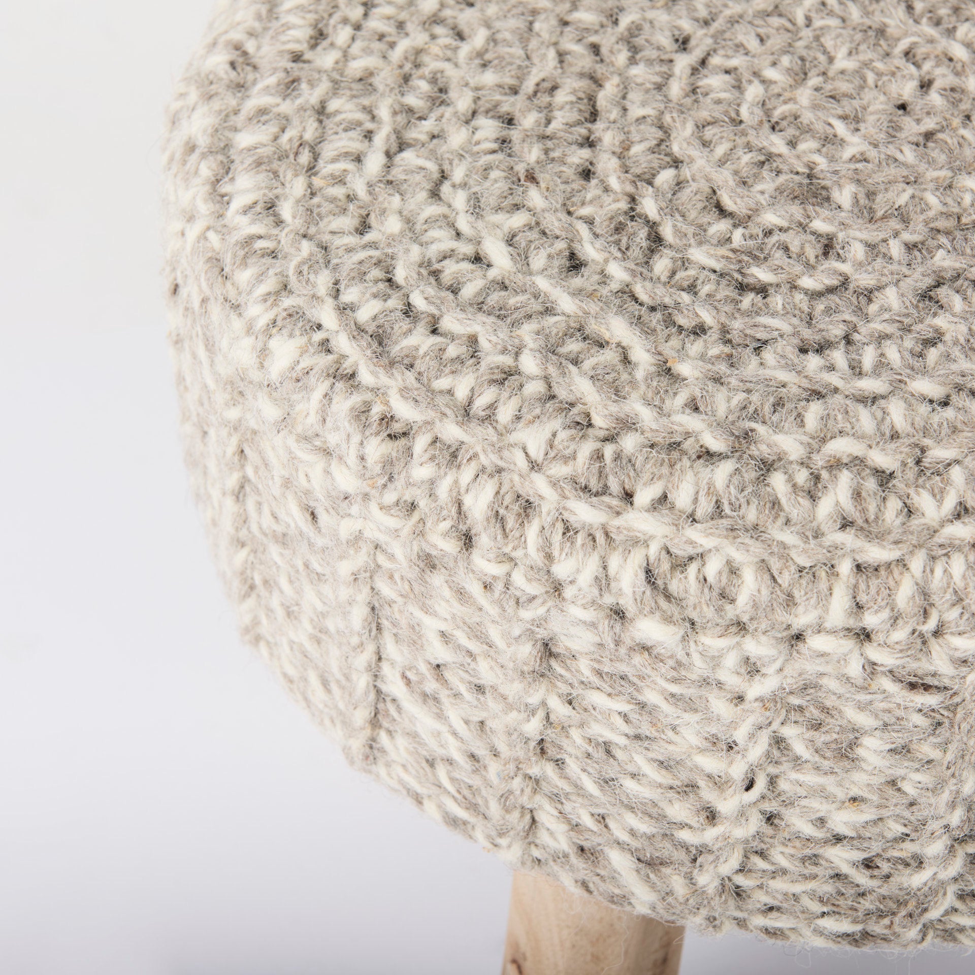 Bina Stool