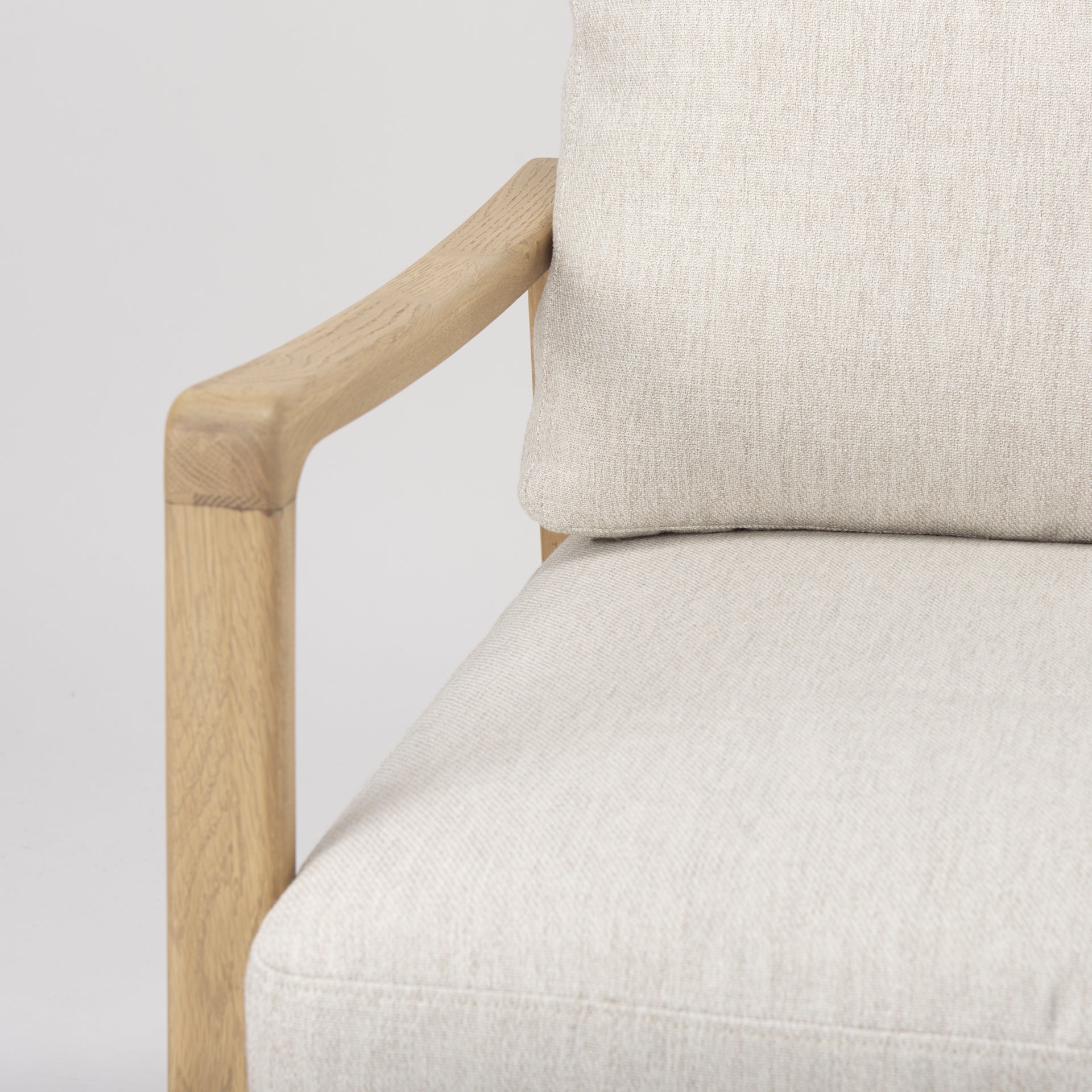 Raeleigh Accent Chair
