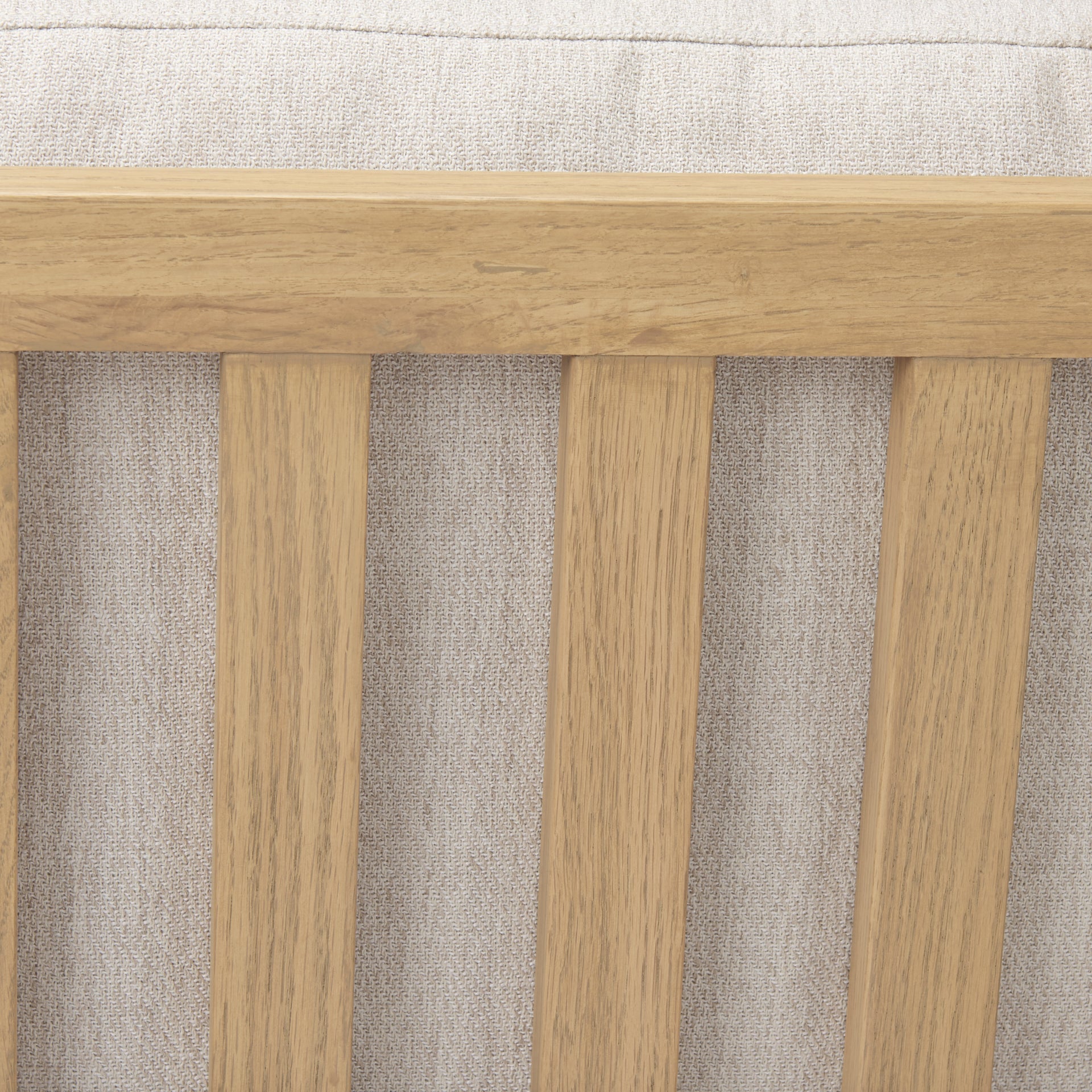 Raeleigh Accent Chair