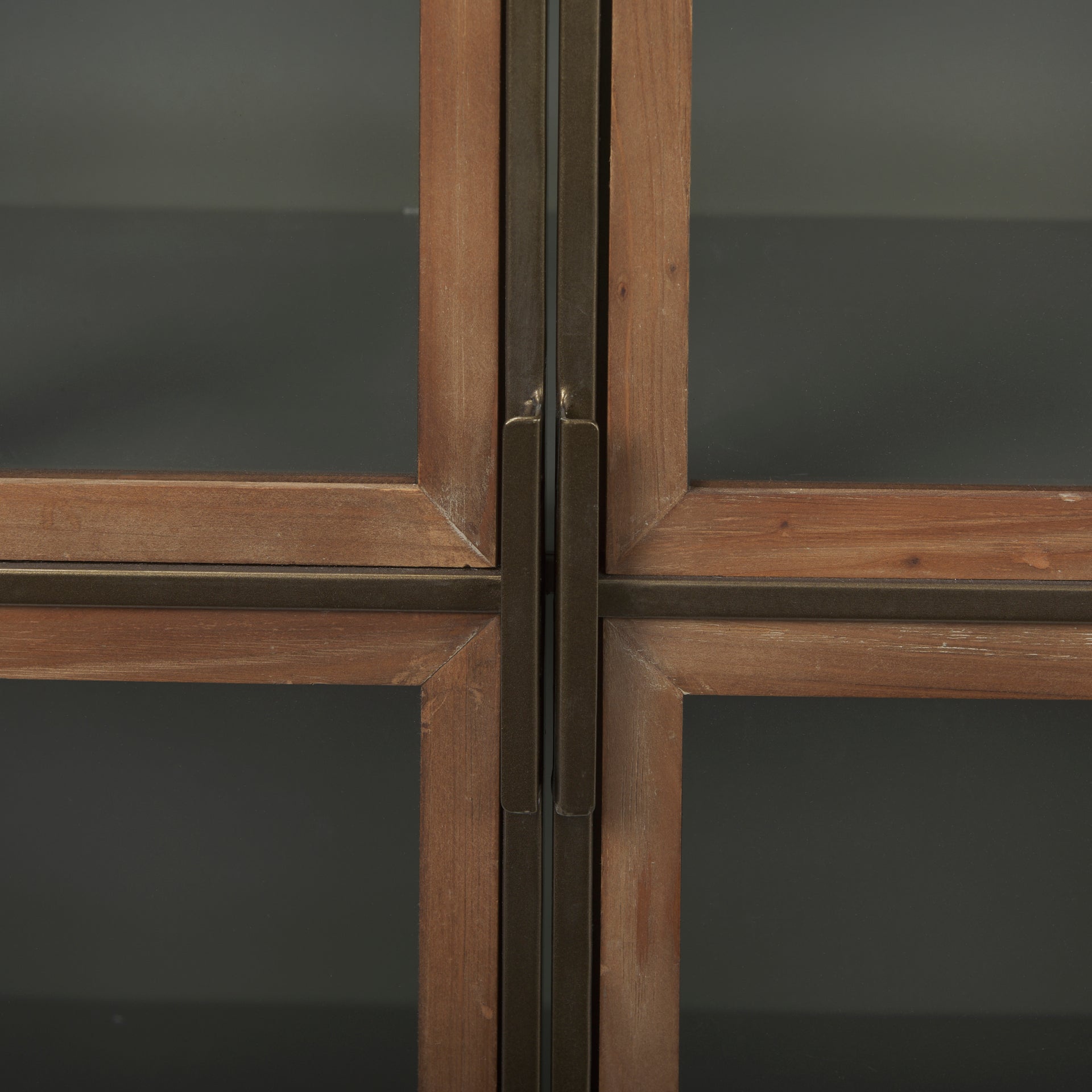 Pandora Accent Cabinet