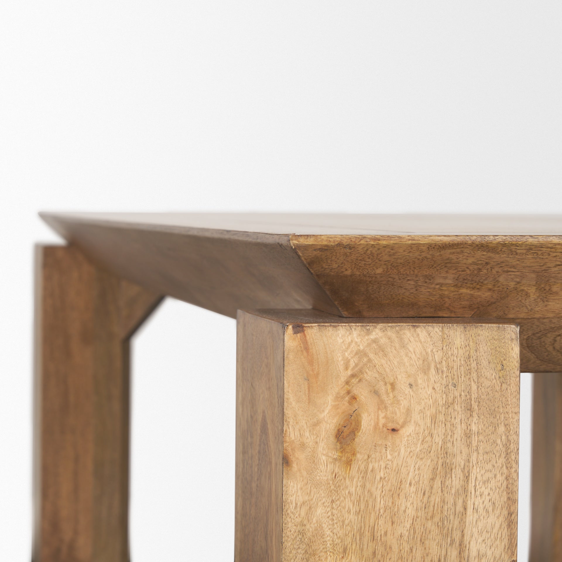 Sapphira Dining Table