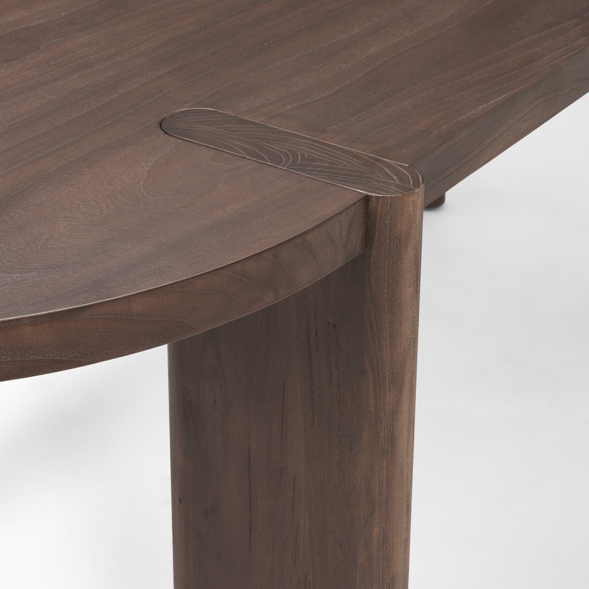 Sohan Dining Table
