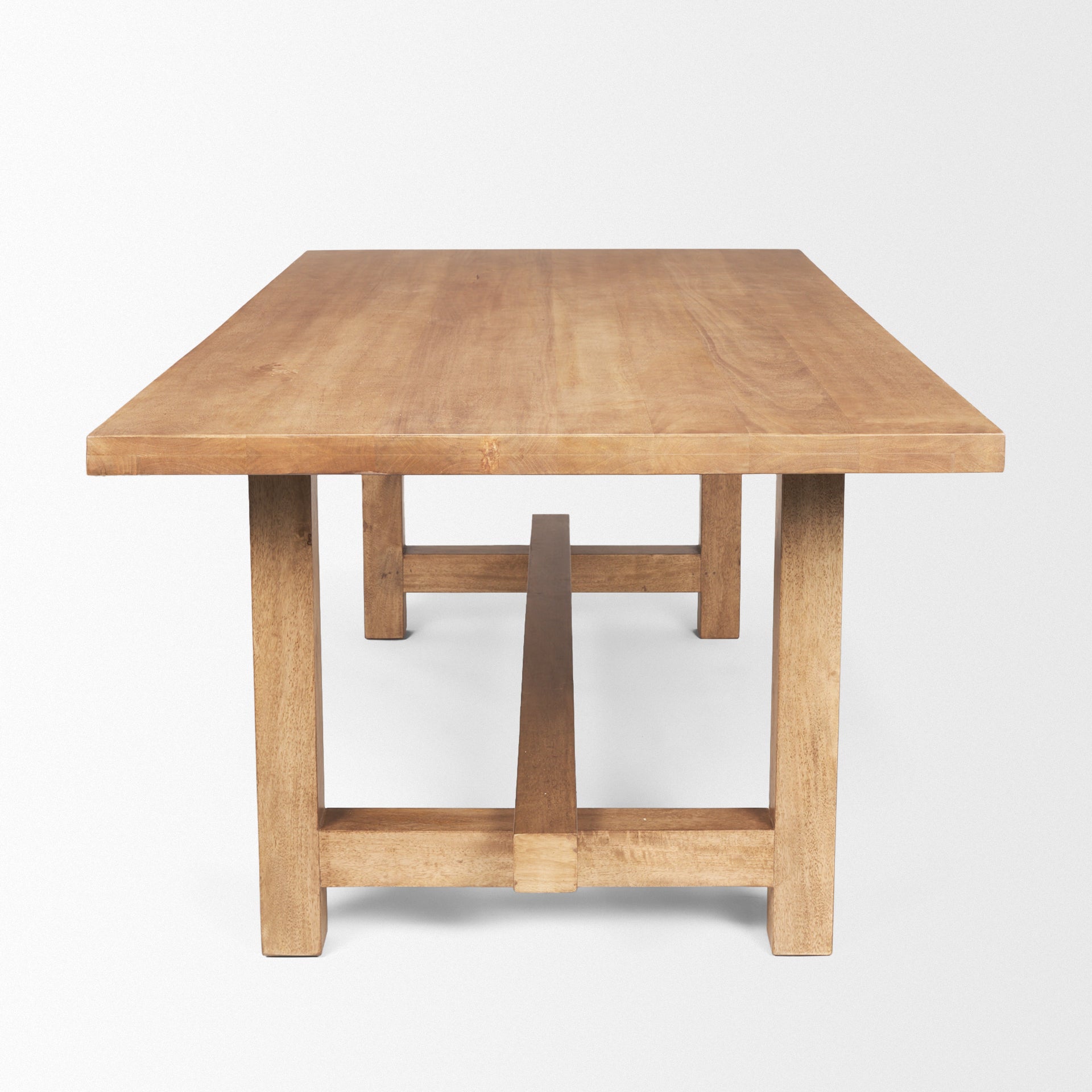 Suke Dining Table