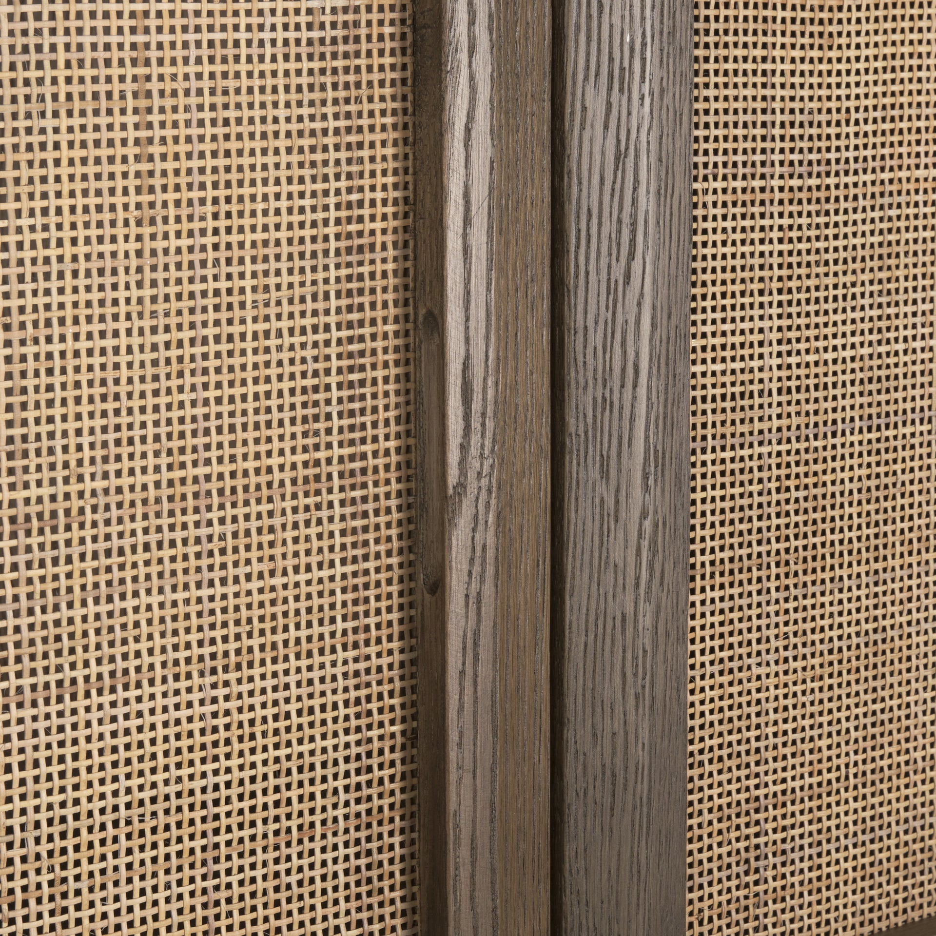 Sina Curio Cabinet