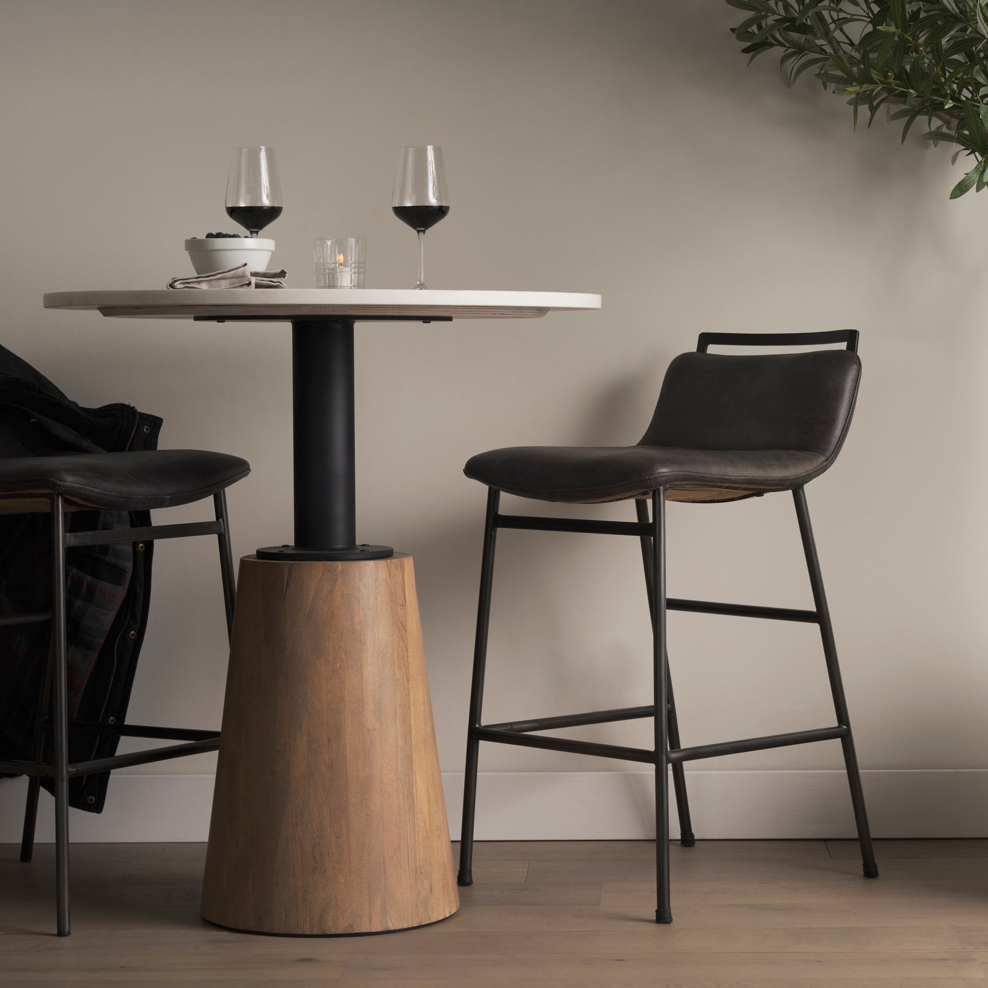 Kavalan Bar/Counter Stool