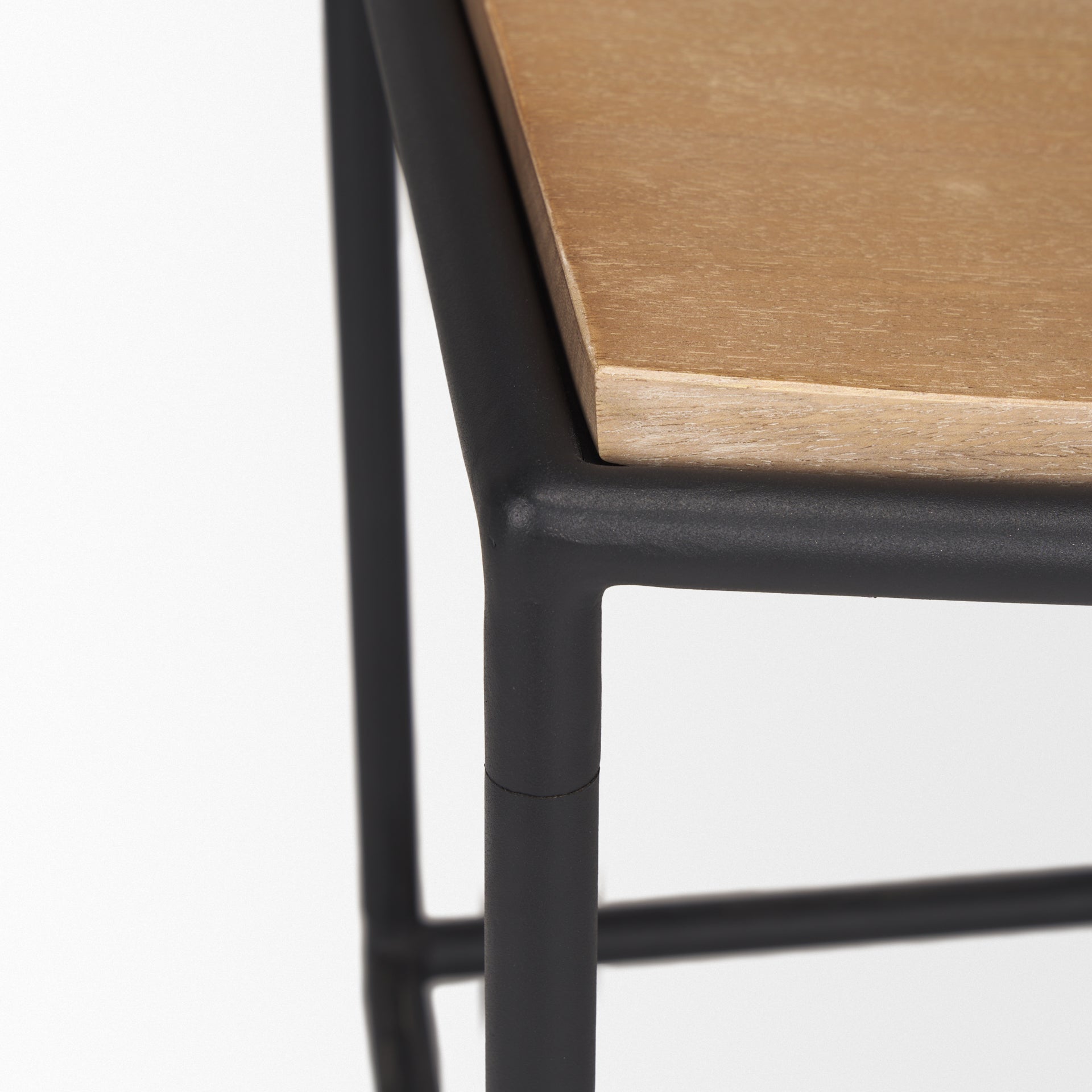 Taniel Stool