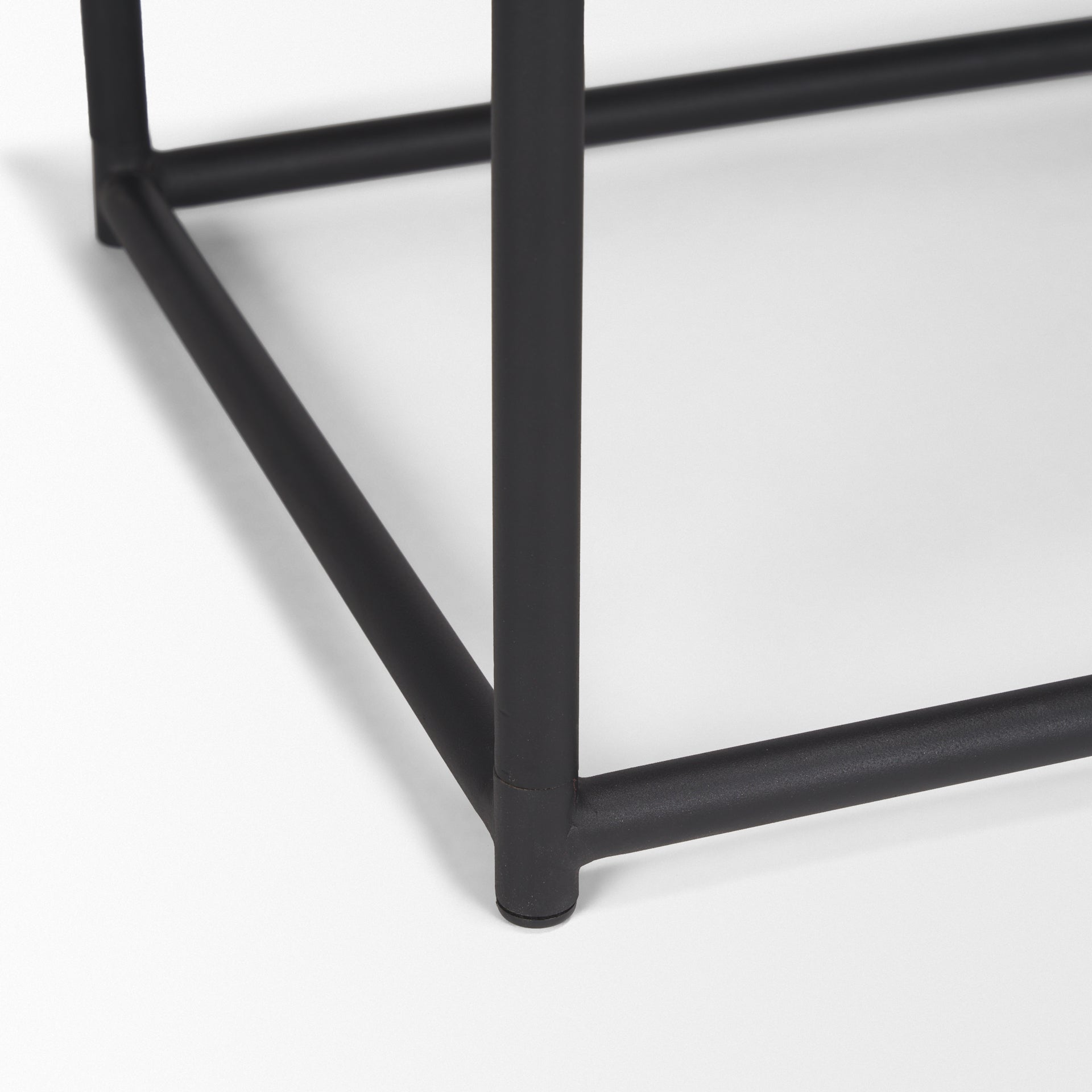 Taniel Stool