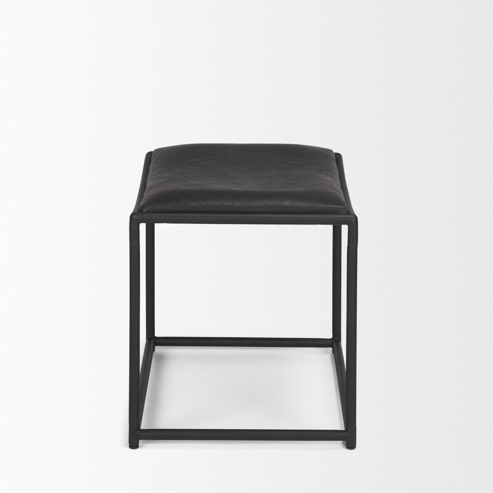 Taniel Stool