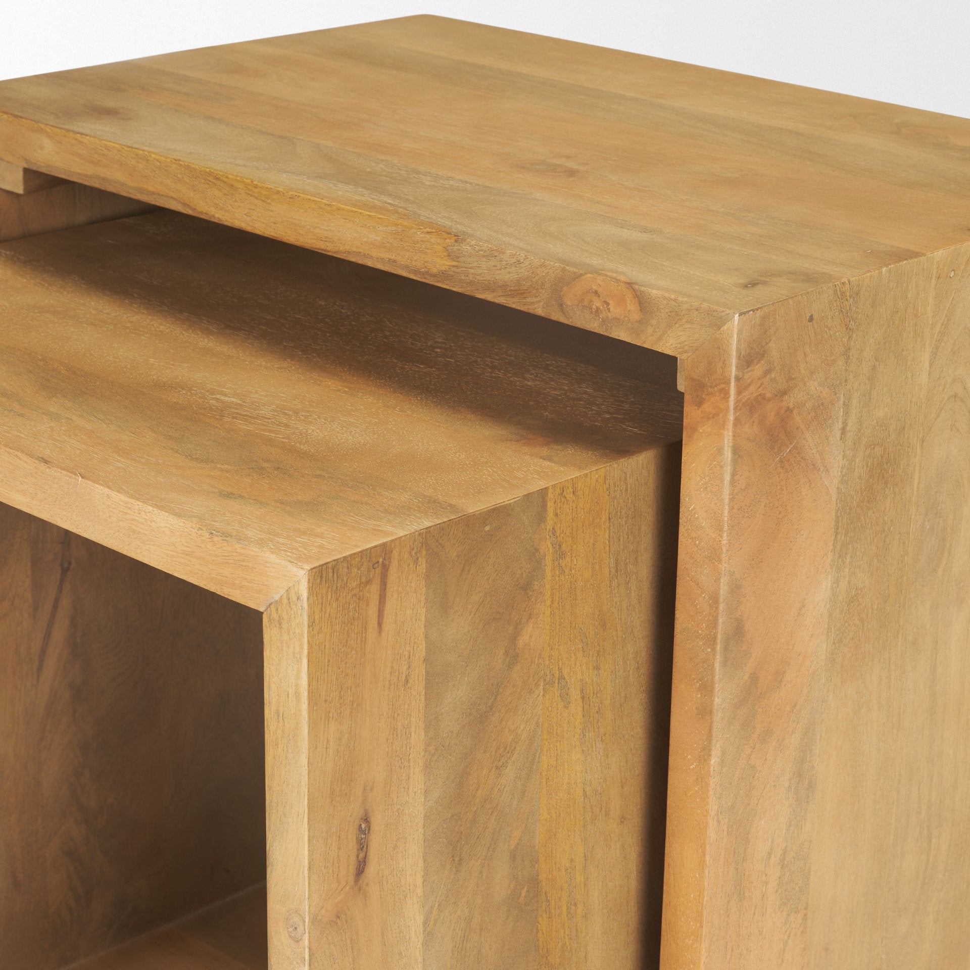 Alanna Nesting Accent Tables