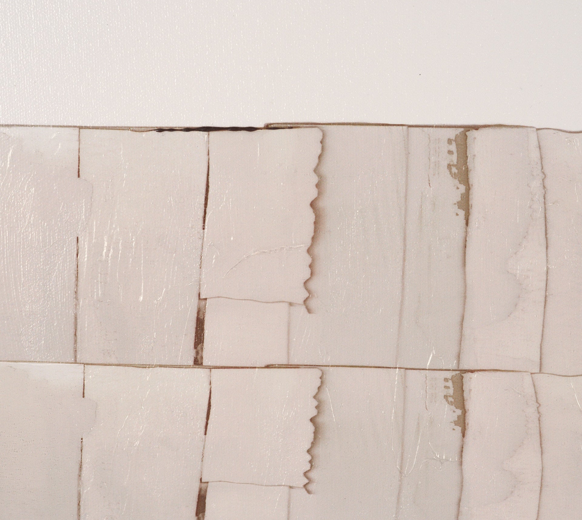 Glazed Echoes White III by Cartissi
