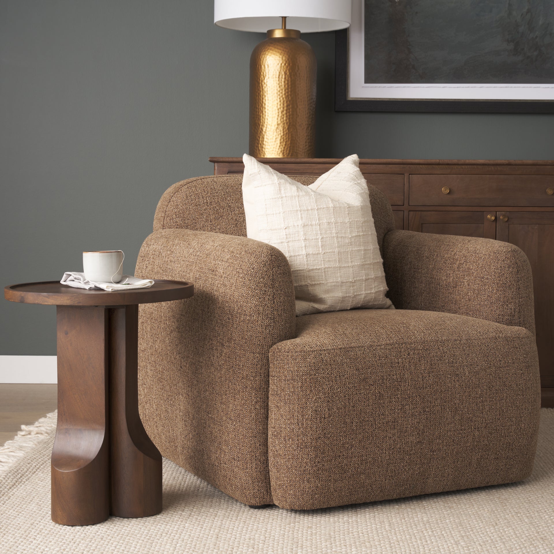 Saga Chair