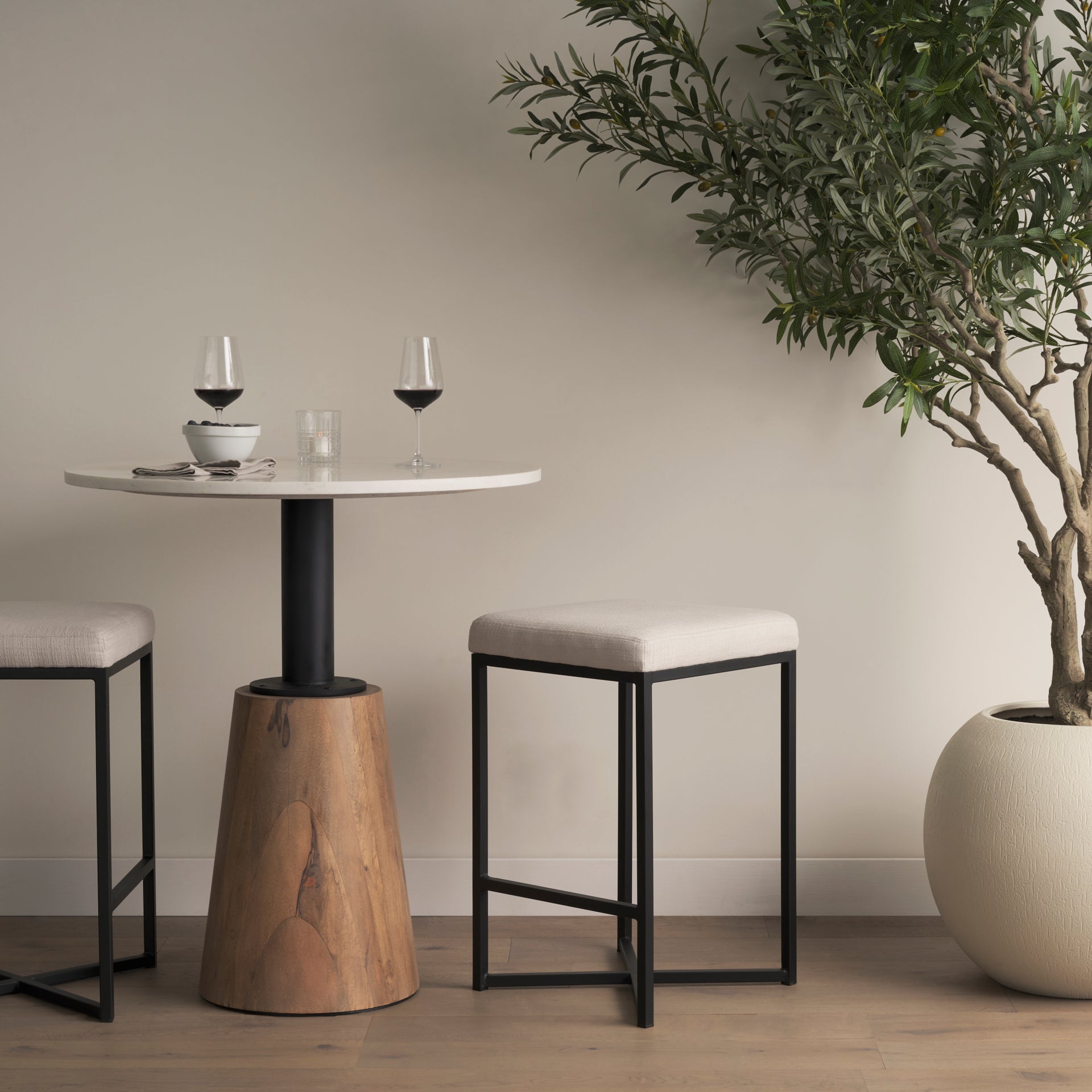 Frodo Bar/Counter Stool