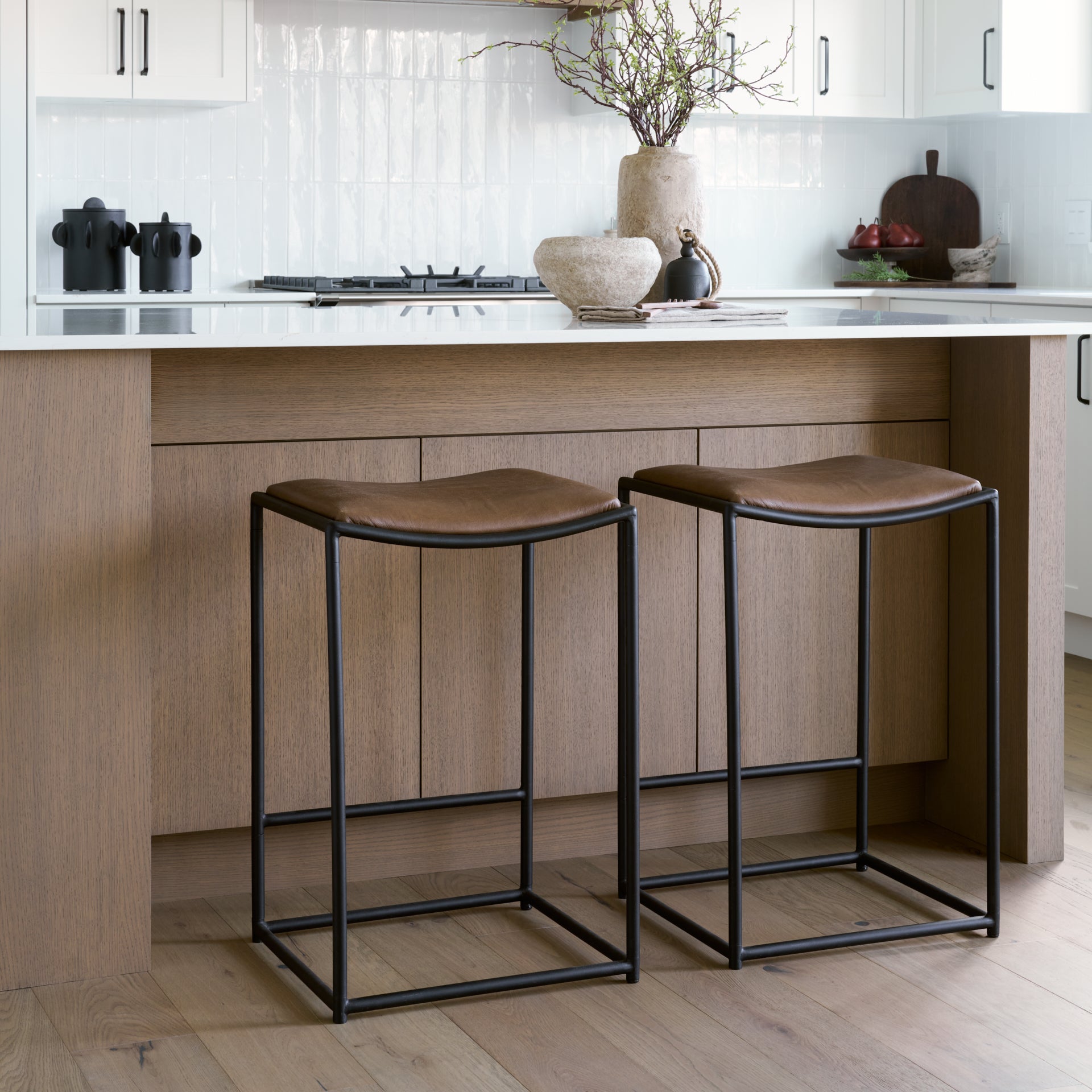 Taniel Counter Stool