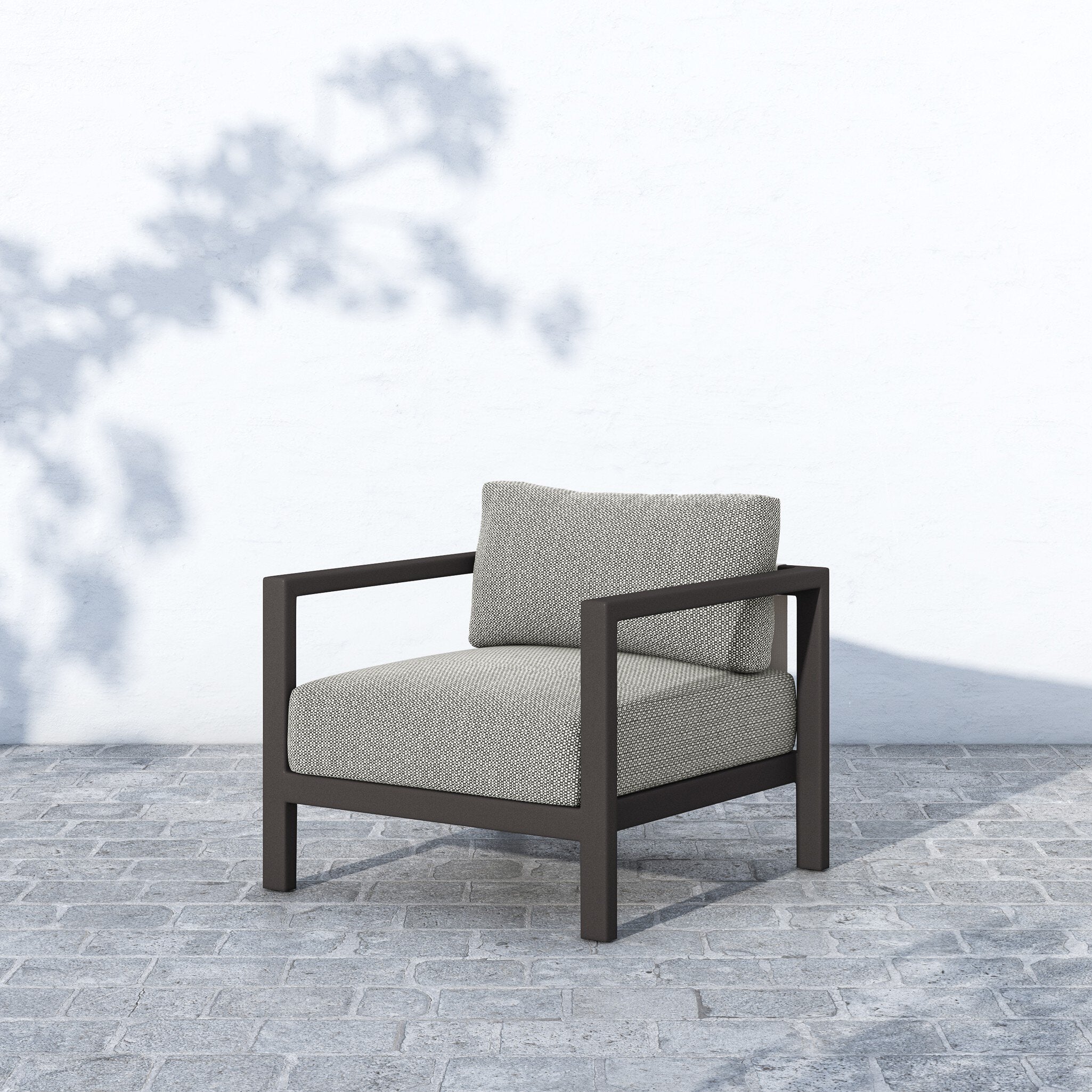 Sonoma Outdoor Chair