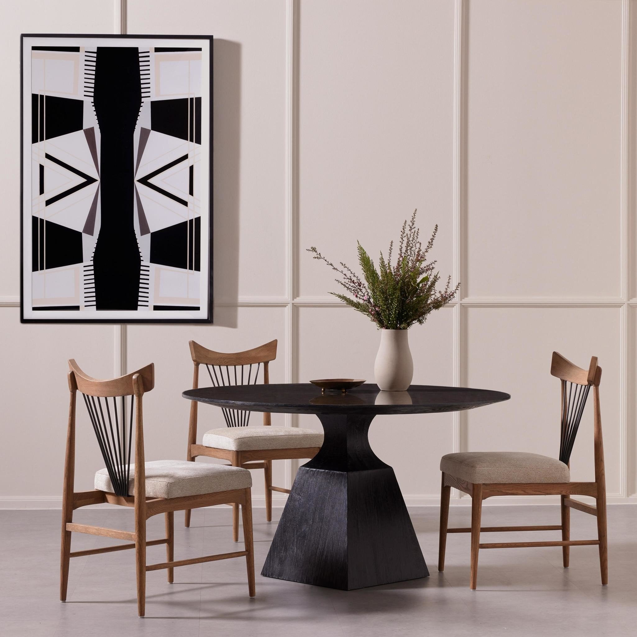 Sargon Dining Table