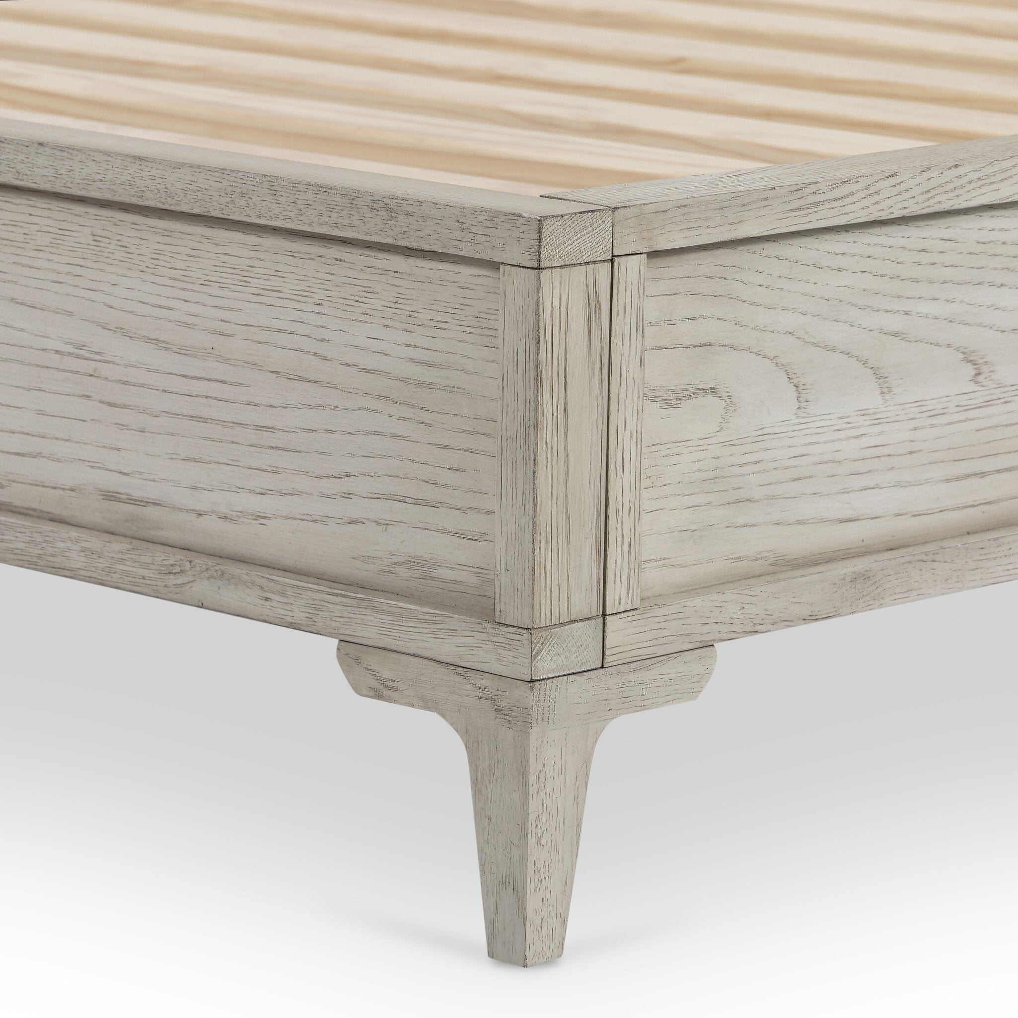 Viggo Bed - Vintage White Oak