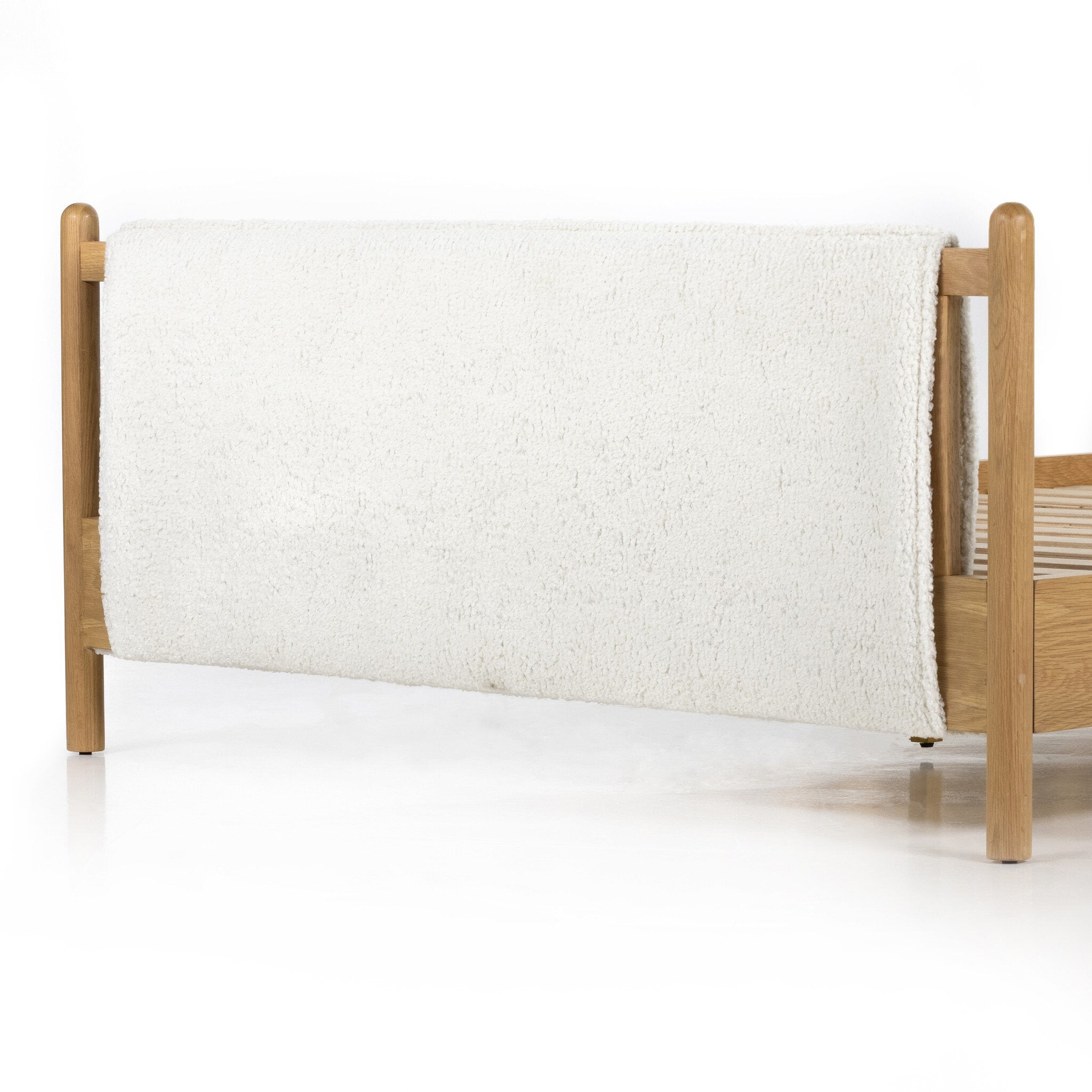 Bowen Bed - Sheepskin Natural