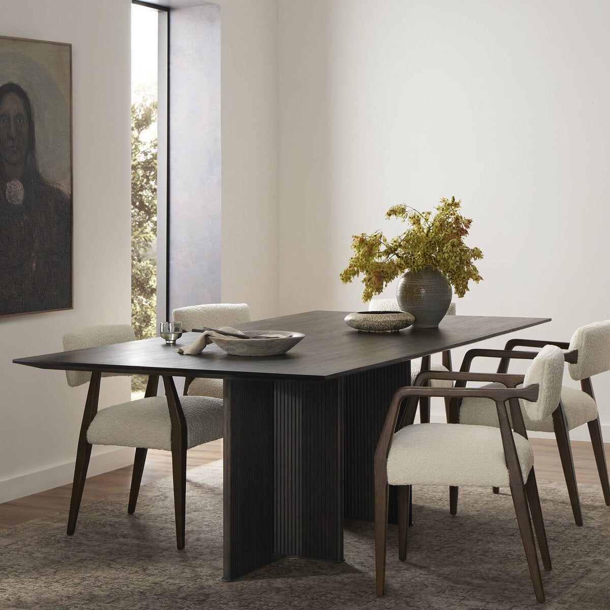 Leo Dining Table