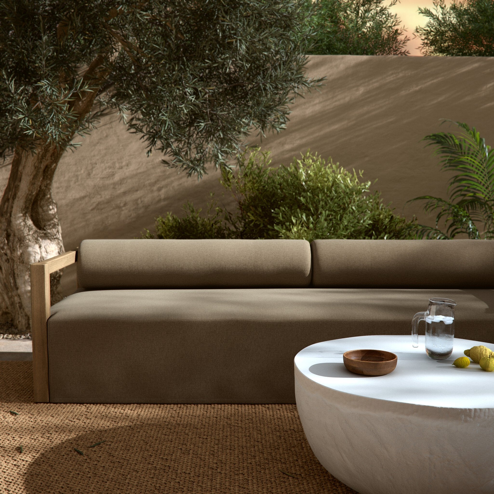 Laskin Outdoor Sofa-106"
