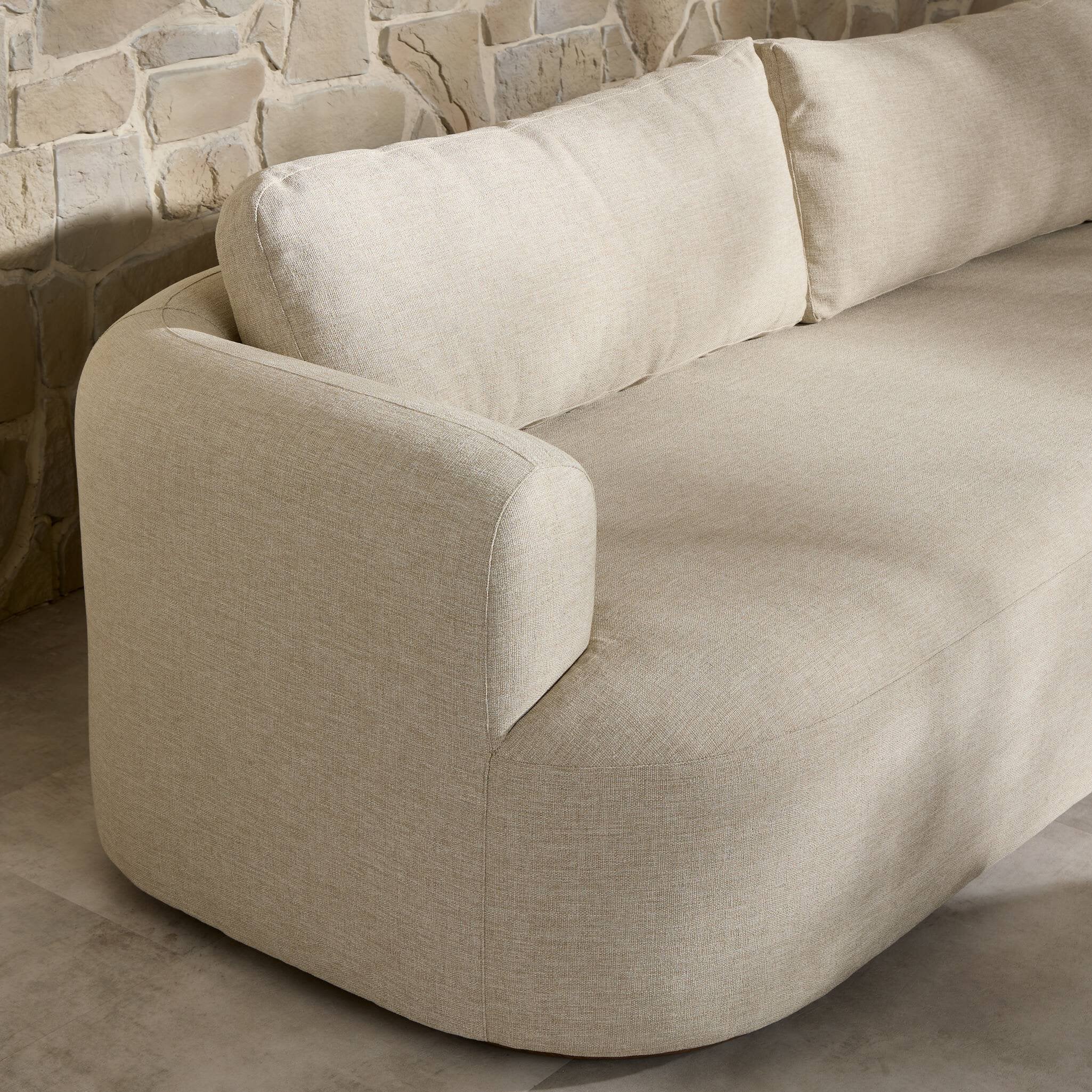 Lavine Outdoor Sofa-94"