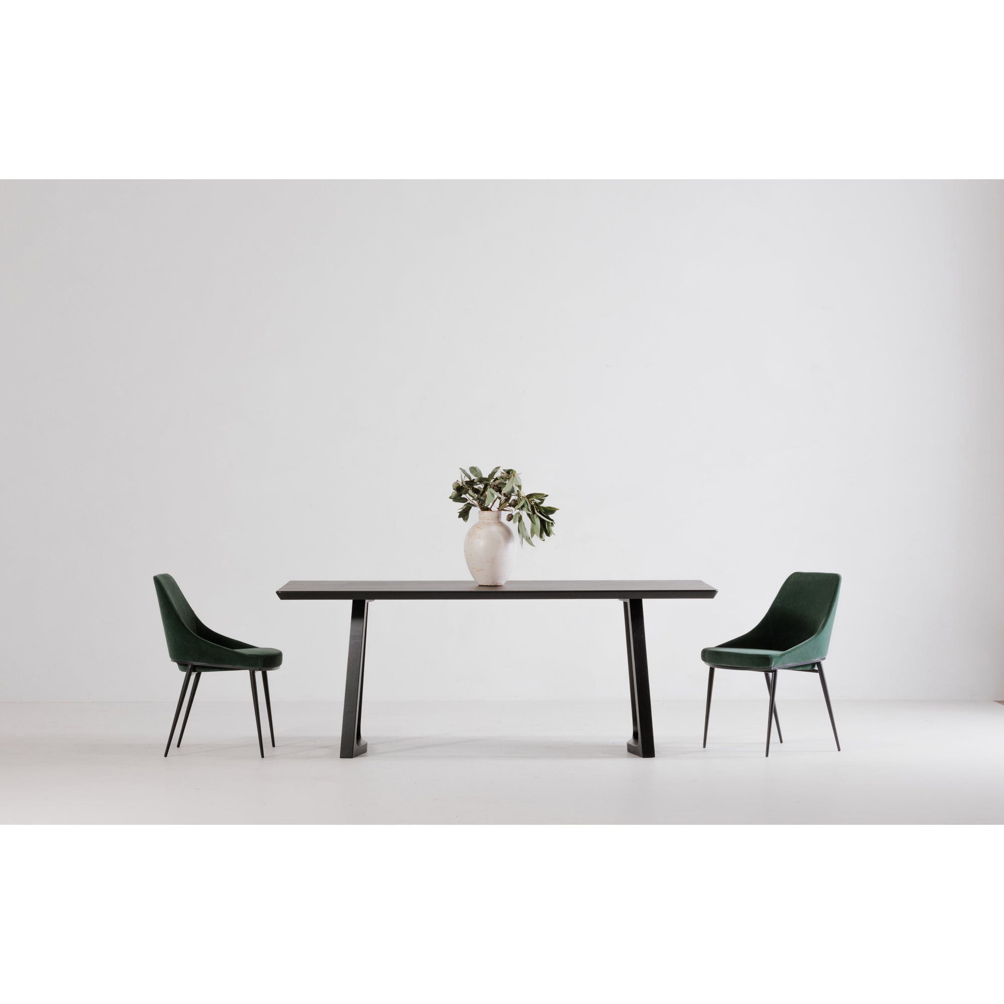 Silas Dining Table