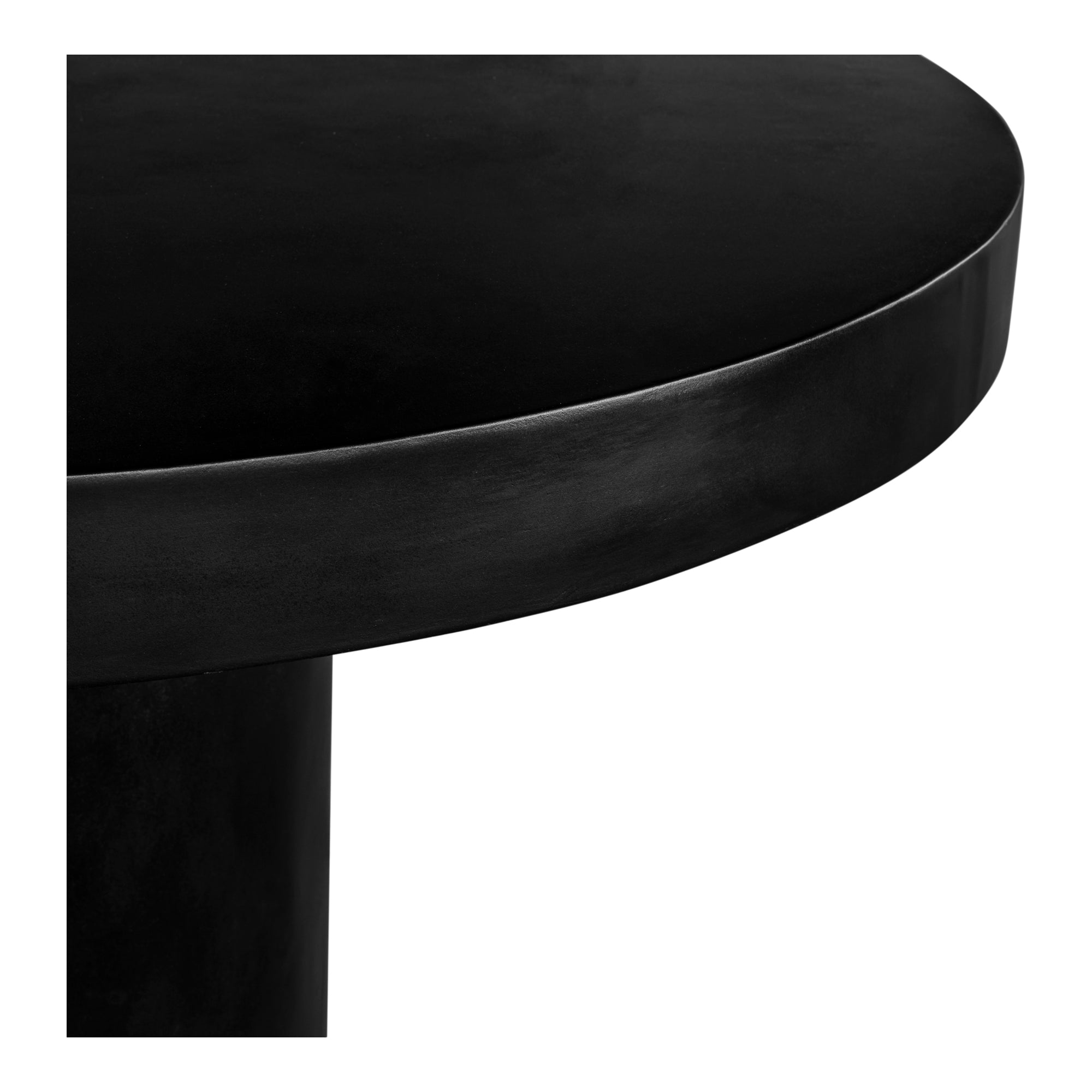 Cassius Round Outdoor Dining Table