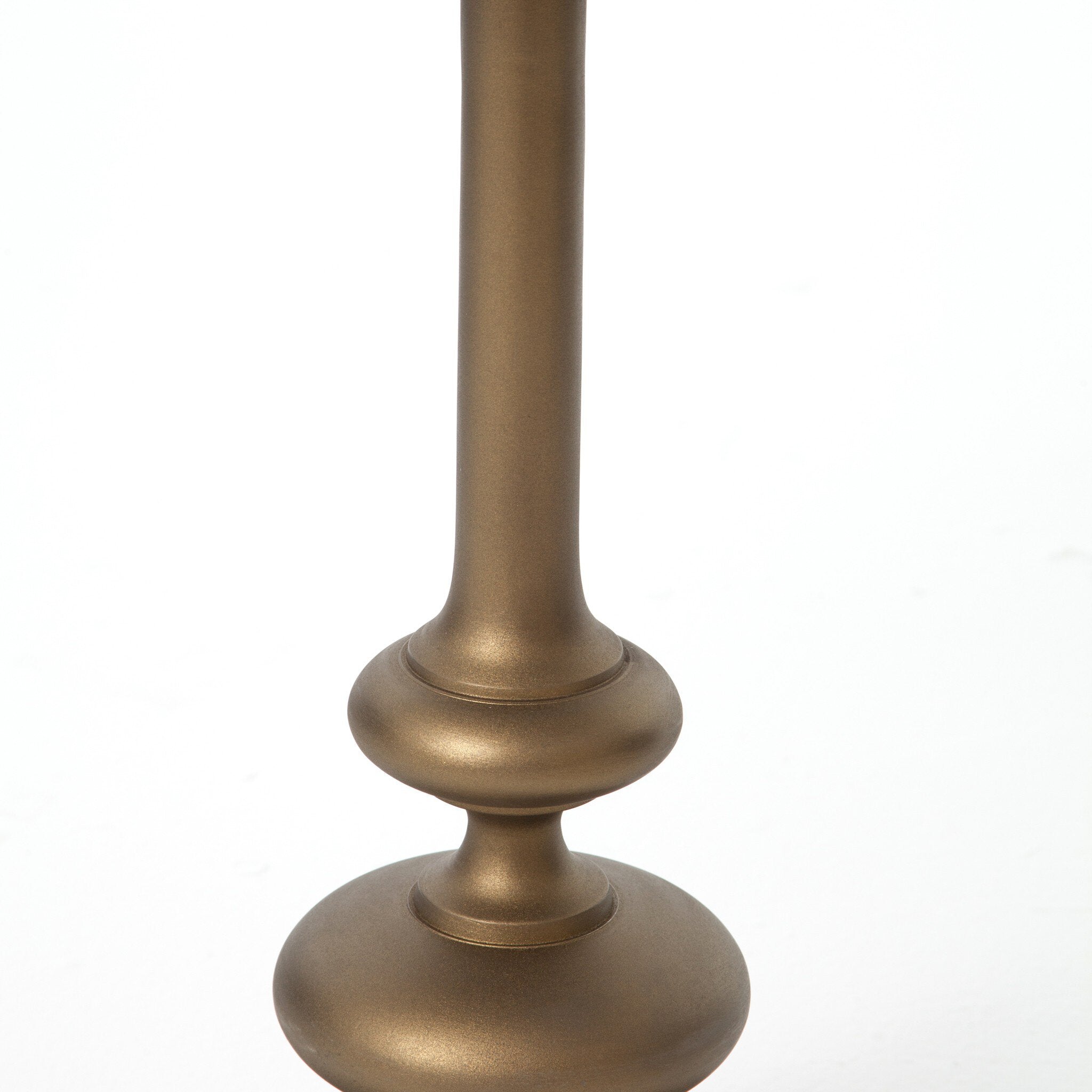 Marlow Matchstick Pedestal Table - Aluminum Matte Brass